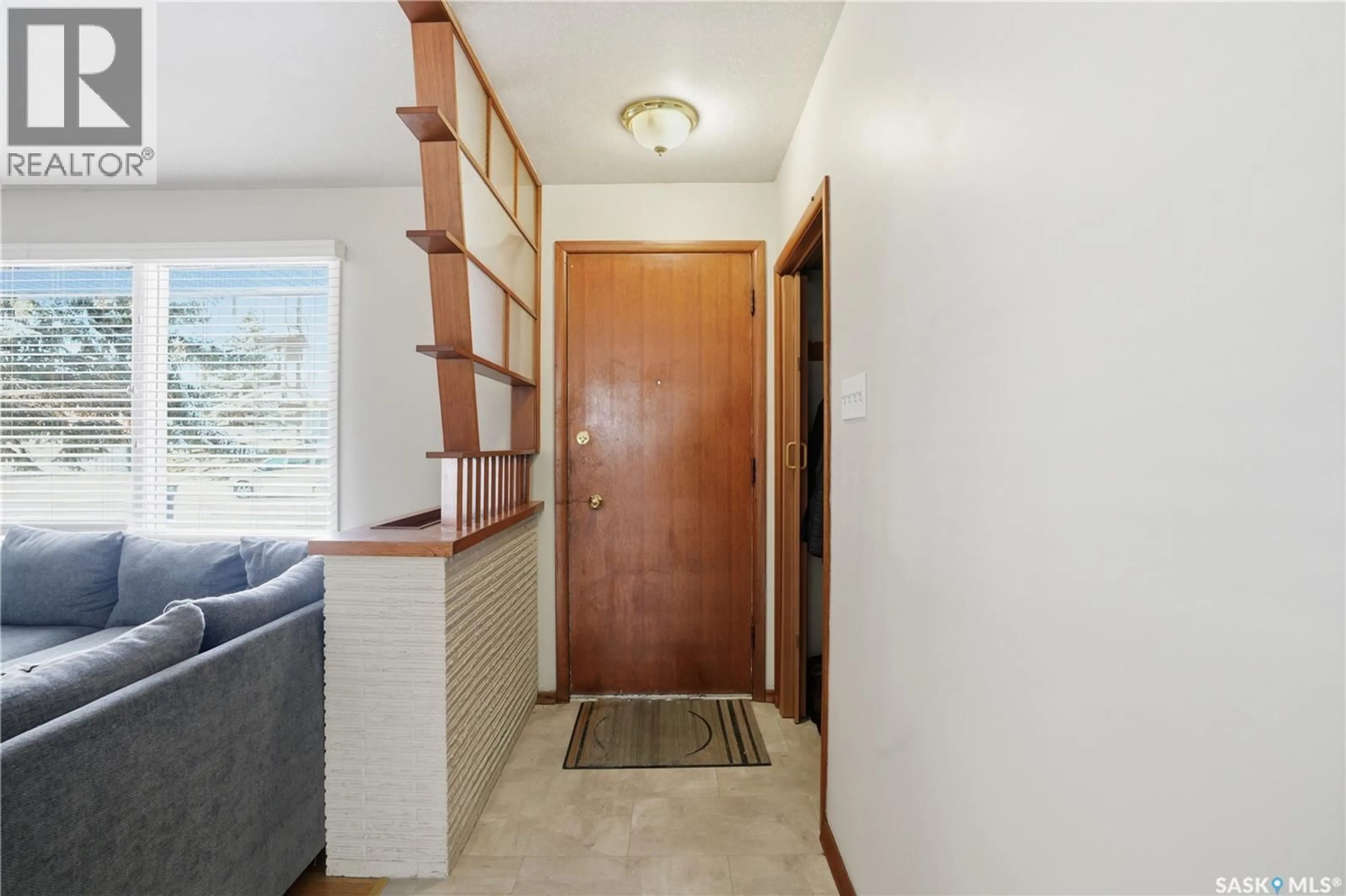 Indoor entryway for 3A & 3B BATEMAN CRESCENT, Saskatoon Saskatchewan S7H3C7