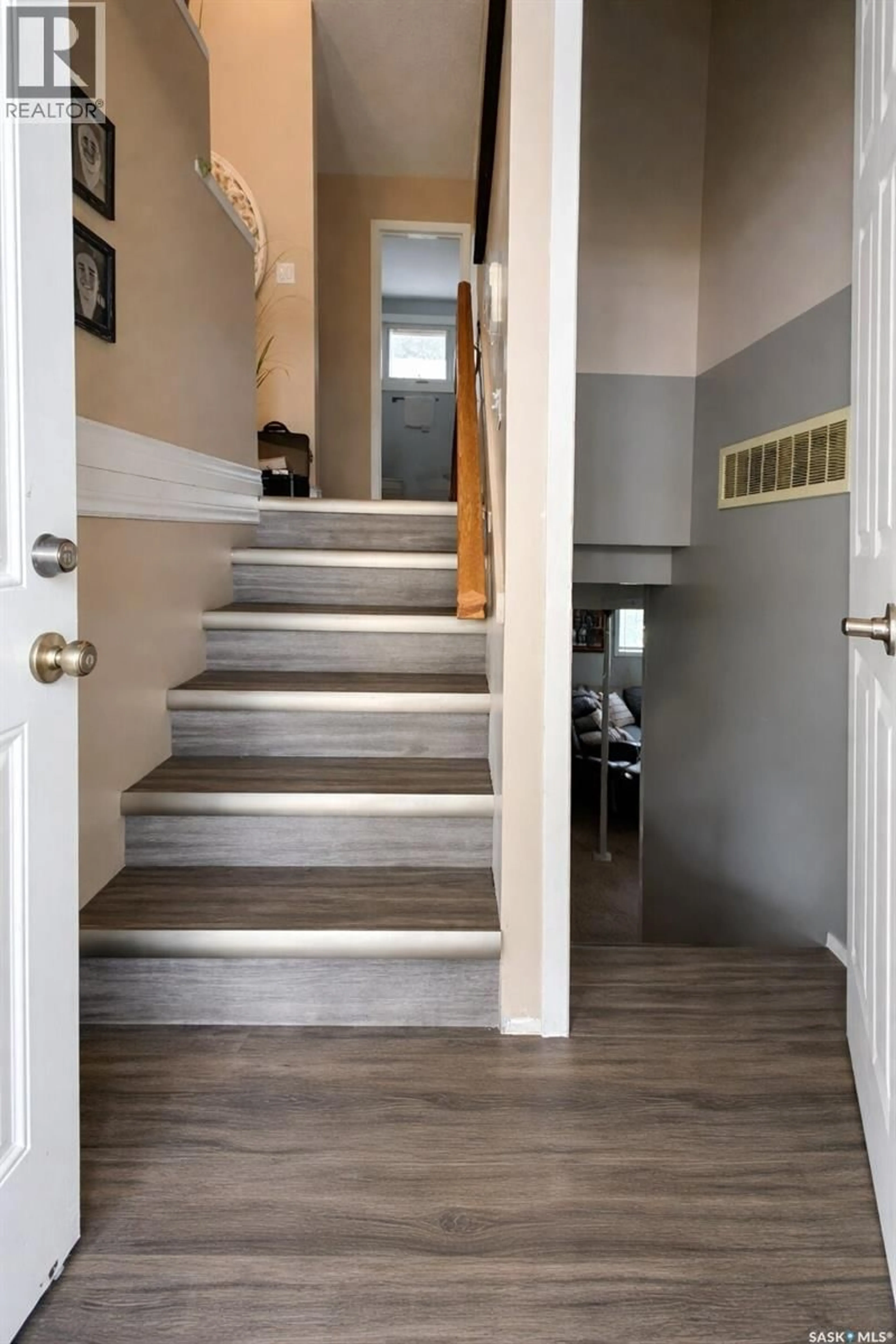 Unknown for 51 DENNY CRESCENT, Regina Saskatchewan S4N5J8