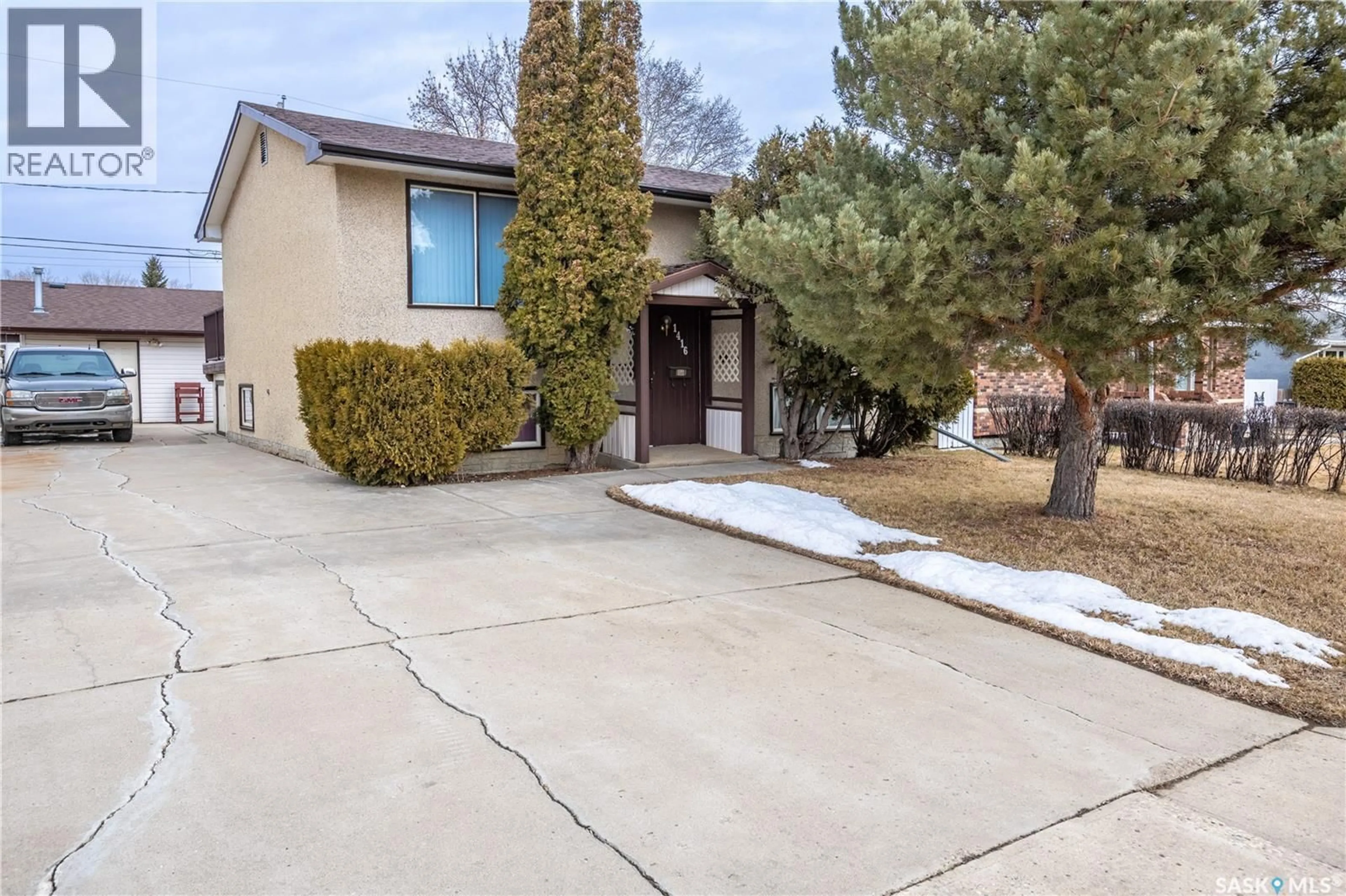 Unknown for 1416 ATHABASCA STREET, Moose Jaw Saskatchewan S6H6E1