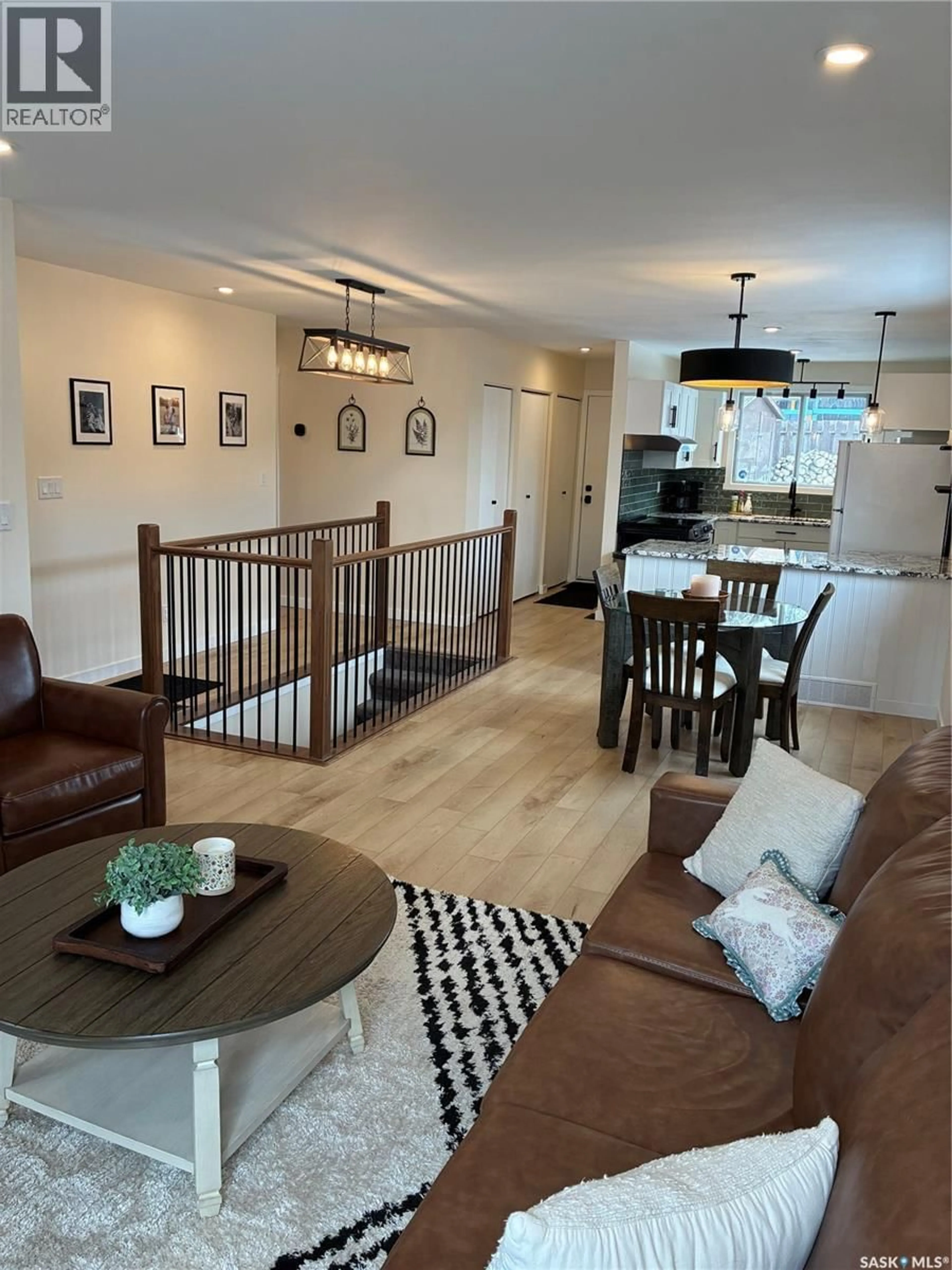 Living room with furniture, unknown for 255 WRIGLEY CRESCENT, Saskatoon Saskatchewan S7M4Y3