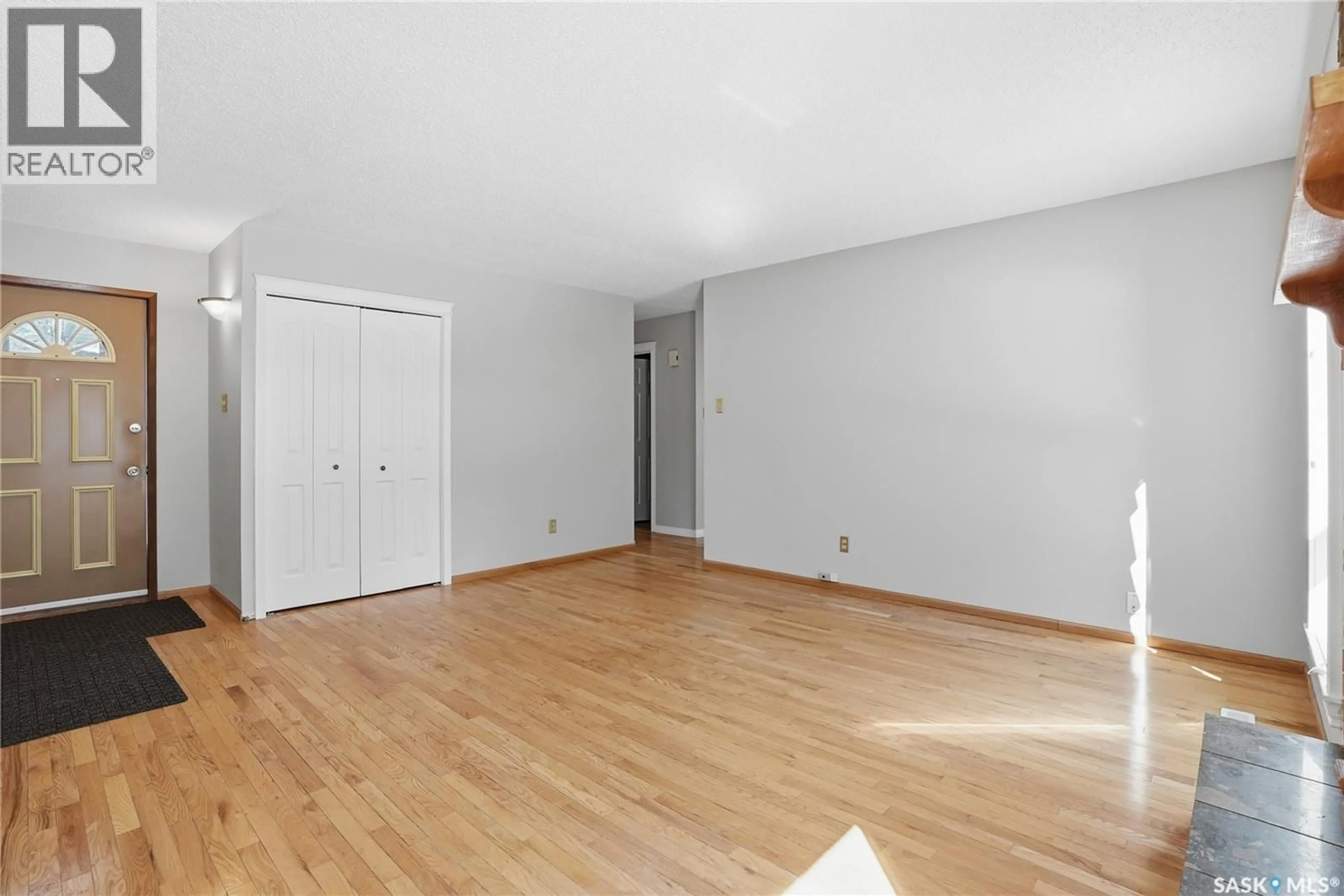 A pic of a room for 223 MEILICKE ROAD, Saskatoon Saskatchewan S7K5V6