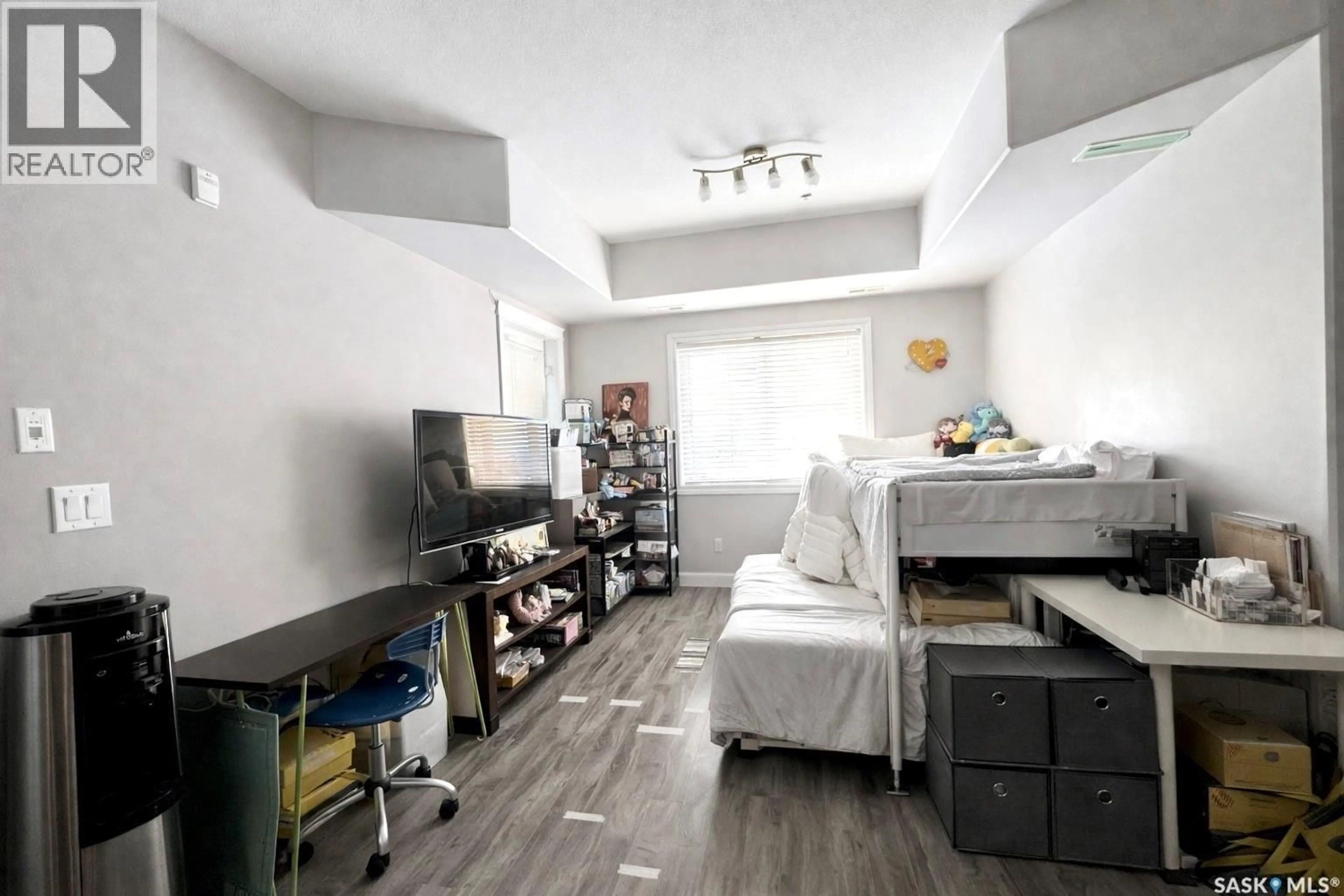 A pic of a room for 309 412 WILLOWGROVE SQUARE, Saskatoon Saskatchewan S7W0E5