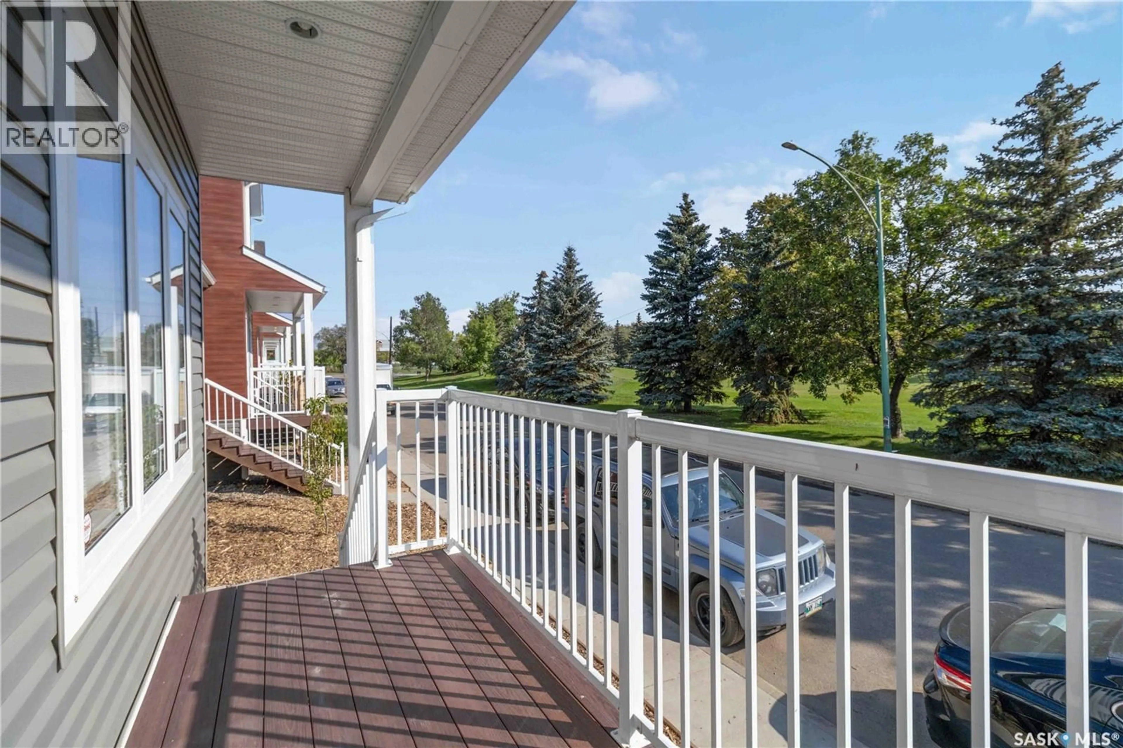 Balcony in the apartment, water/lake/river/ocean view for 453 L AVENUE, Saskatoon Saskatchewan S7M5Y6