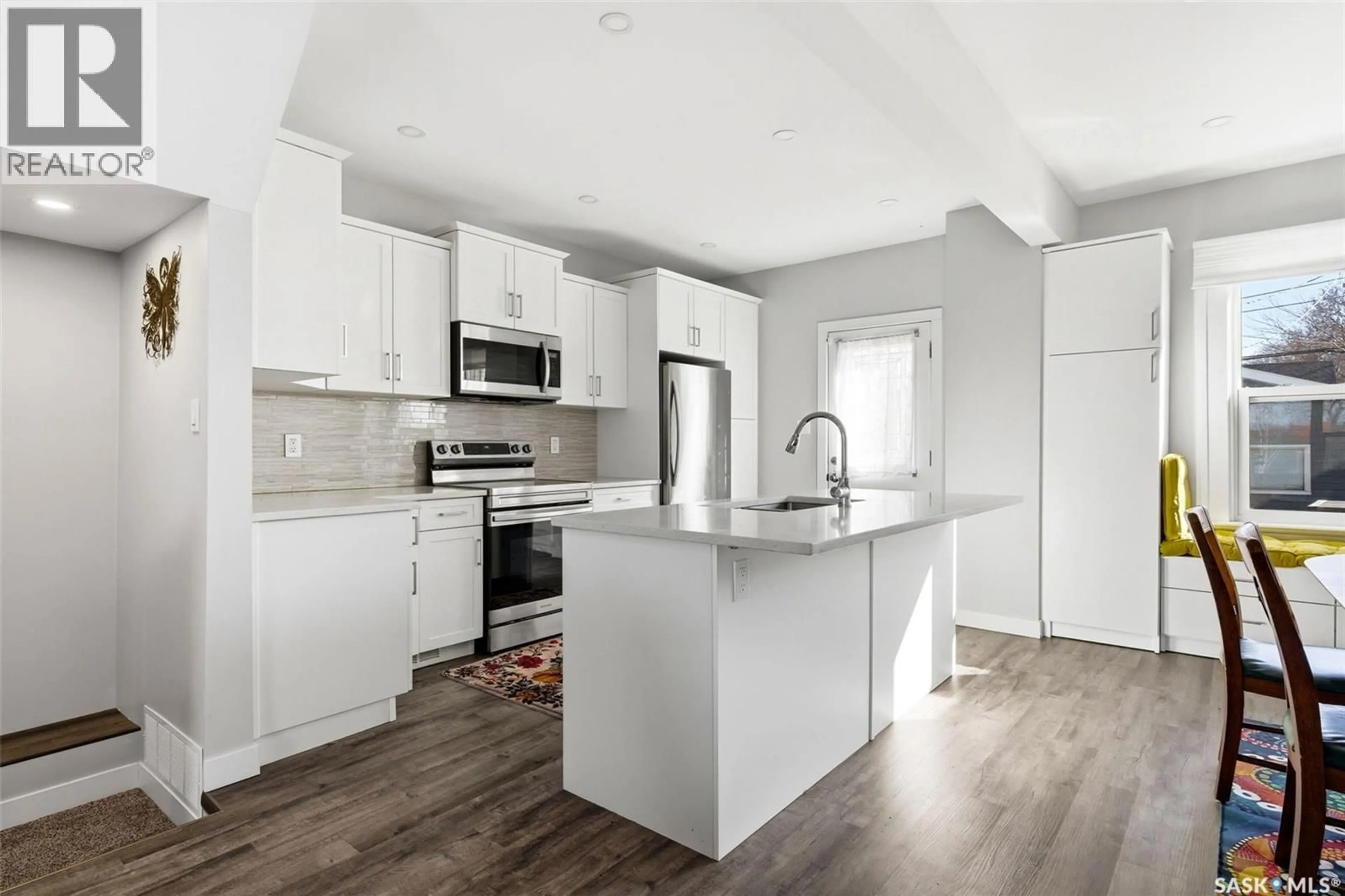 Open concept kitchen, unknown for 3809 VICTORIA AVENUE, Regina Saskatchewan S4T1M6