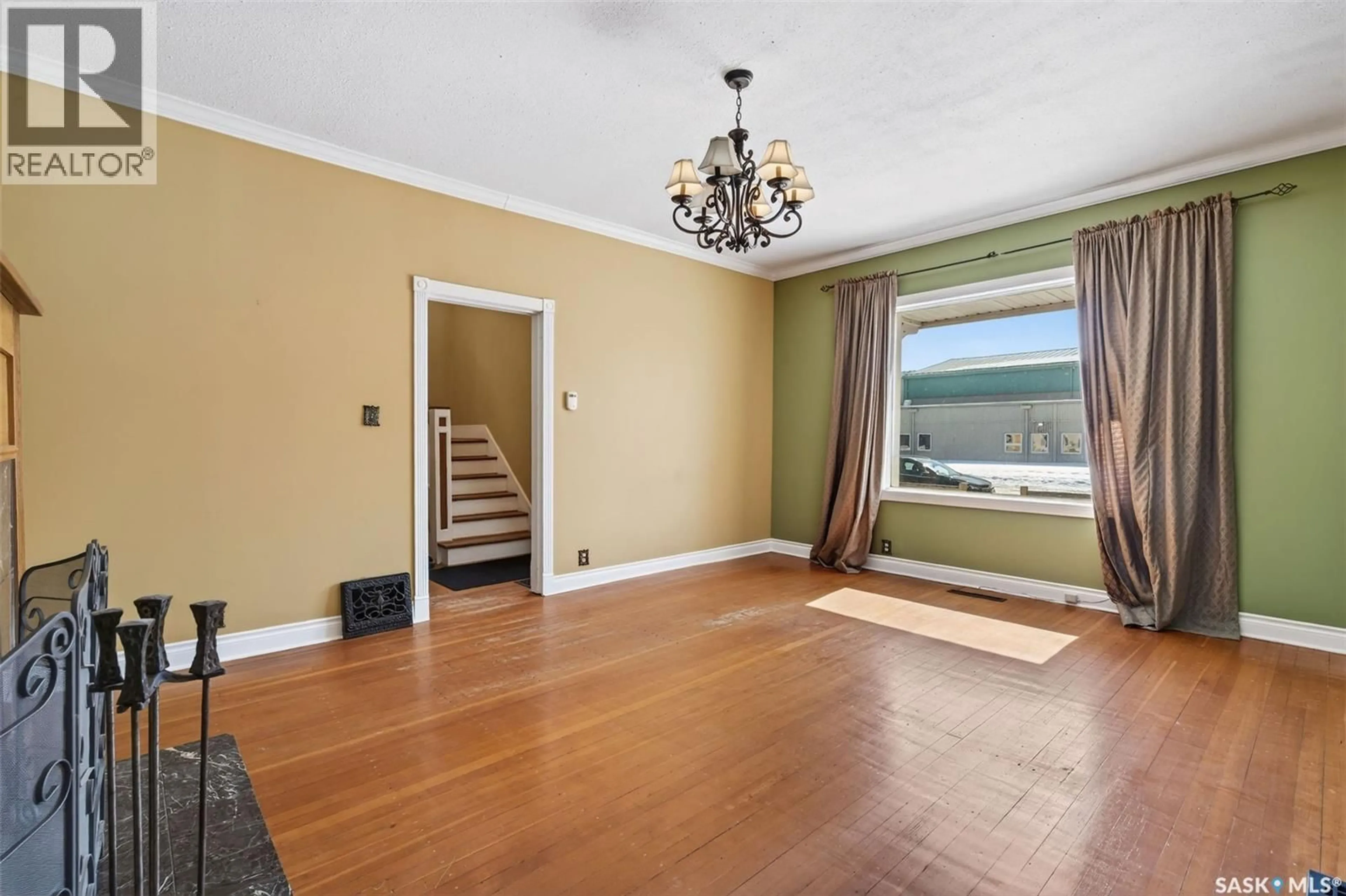 A pic of a room for 408 10TH STREET, Prince Albert Saskatchewan S6V0Z4