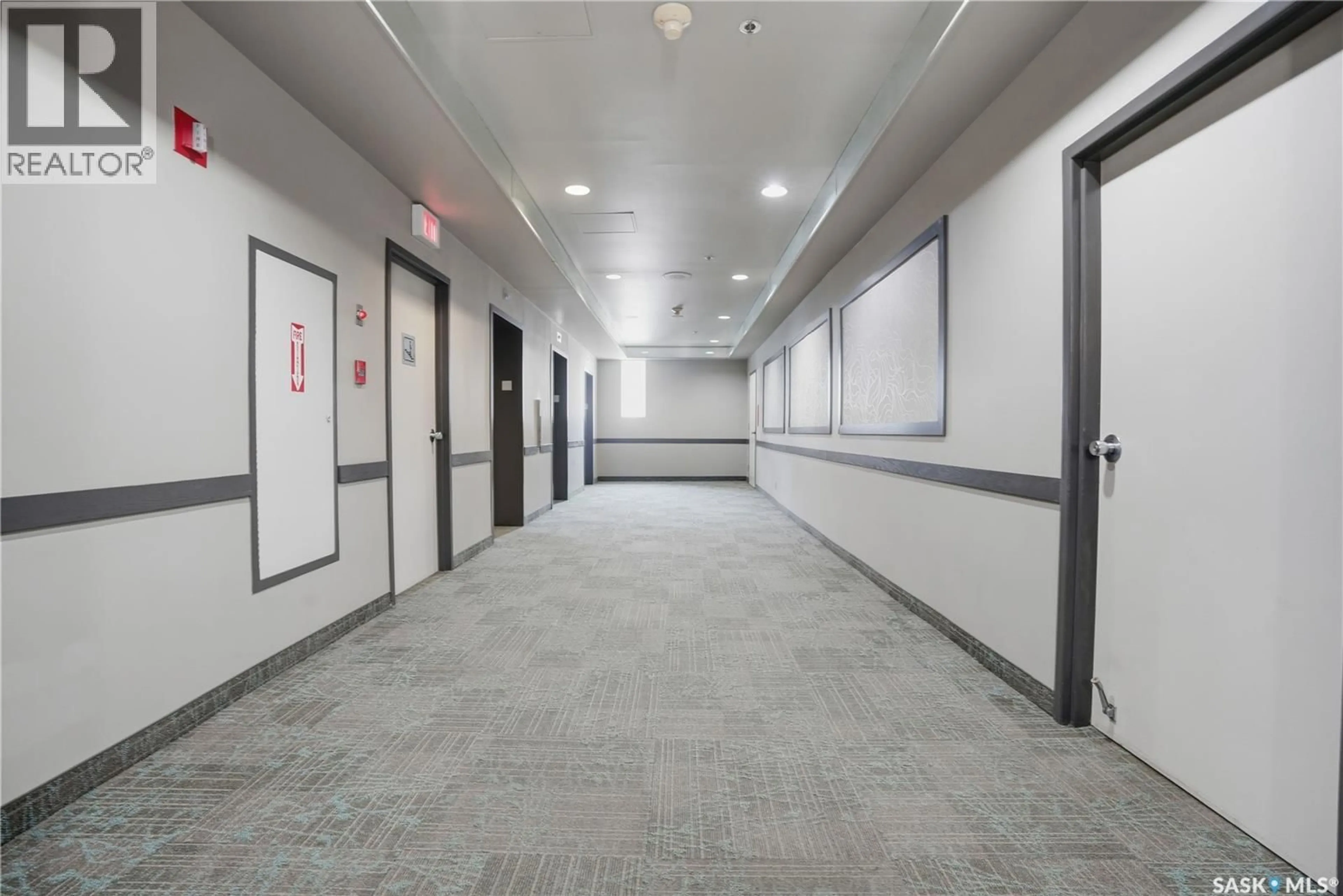 Indoor foyer for 806 - 1867 HAMILTON STREET, Regina Saskatchewan S4P2C2