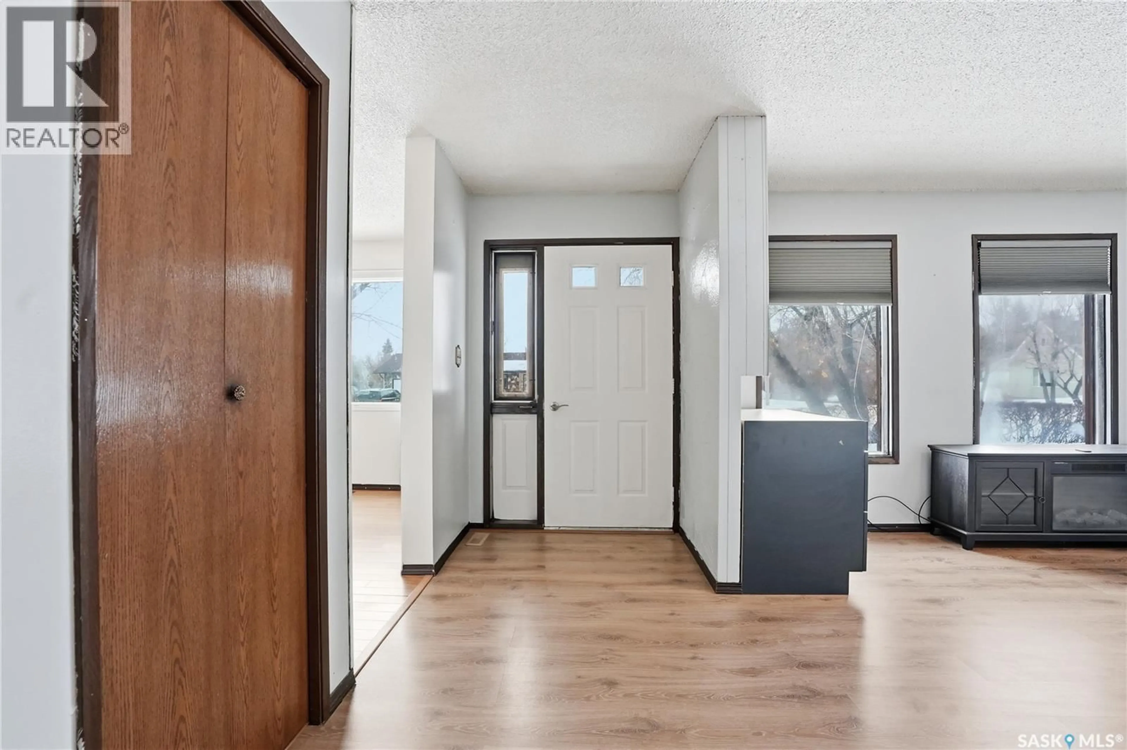Indoor foyer for 745 STE ANNES AVENUE, Bruno Saskatchewan S0K0S0