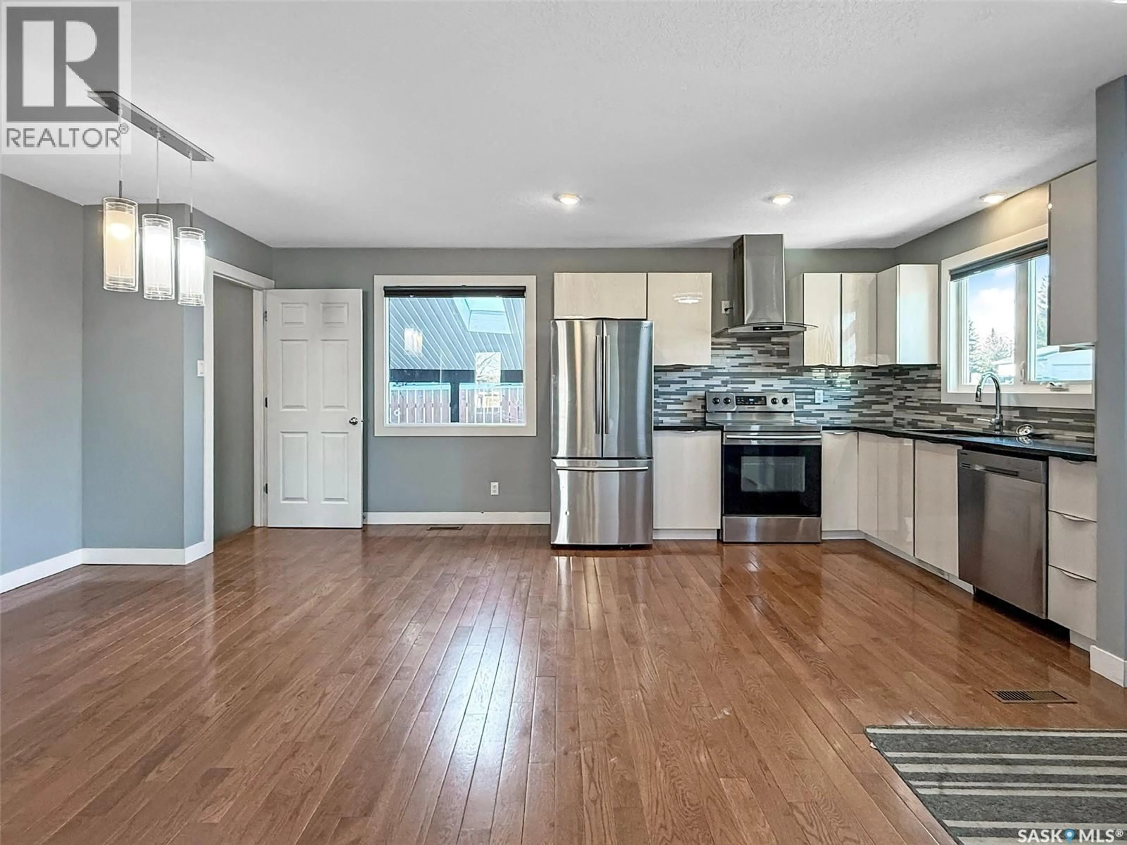 Open concept kitchen, unknown for 210 CLINTON PLACE, Swift Current Saskatchewan S9H4K2