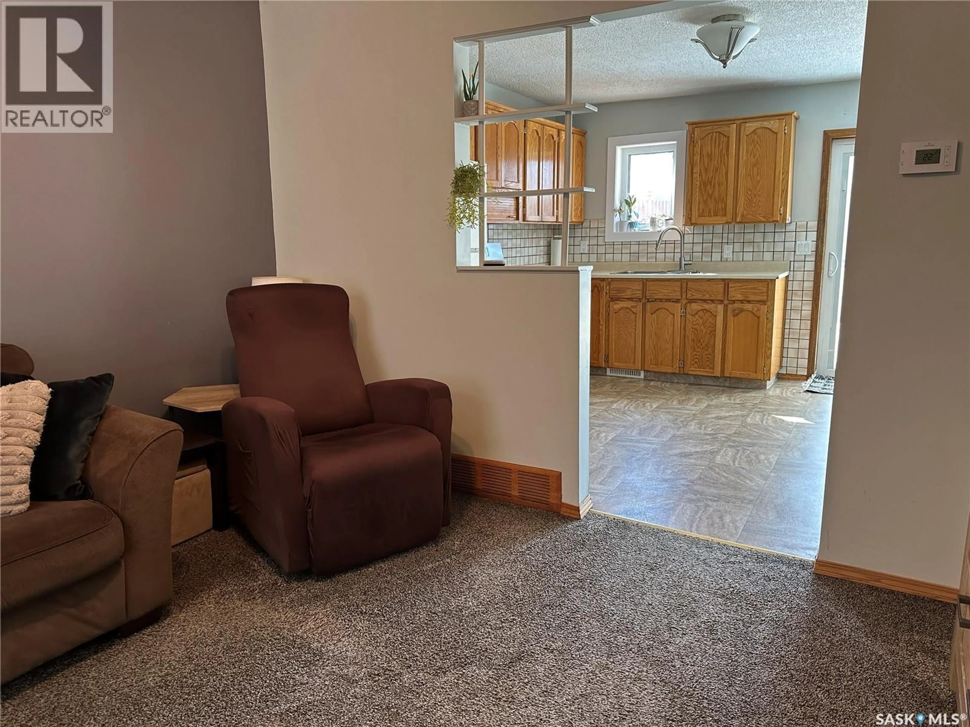 A pic of a room for 24 3RD AVENUE, Weyburn Saskatchewan S4H1X2