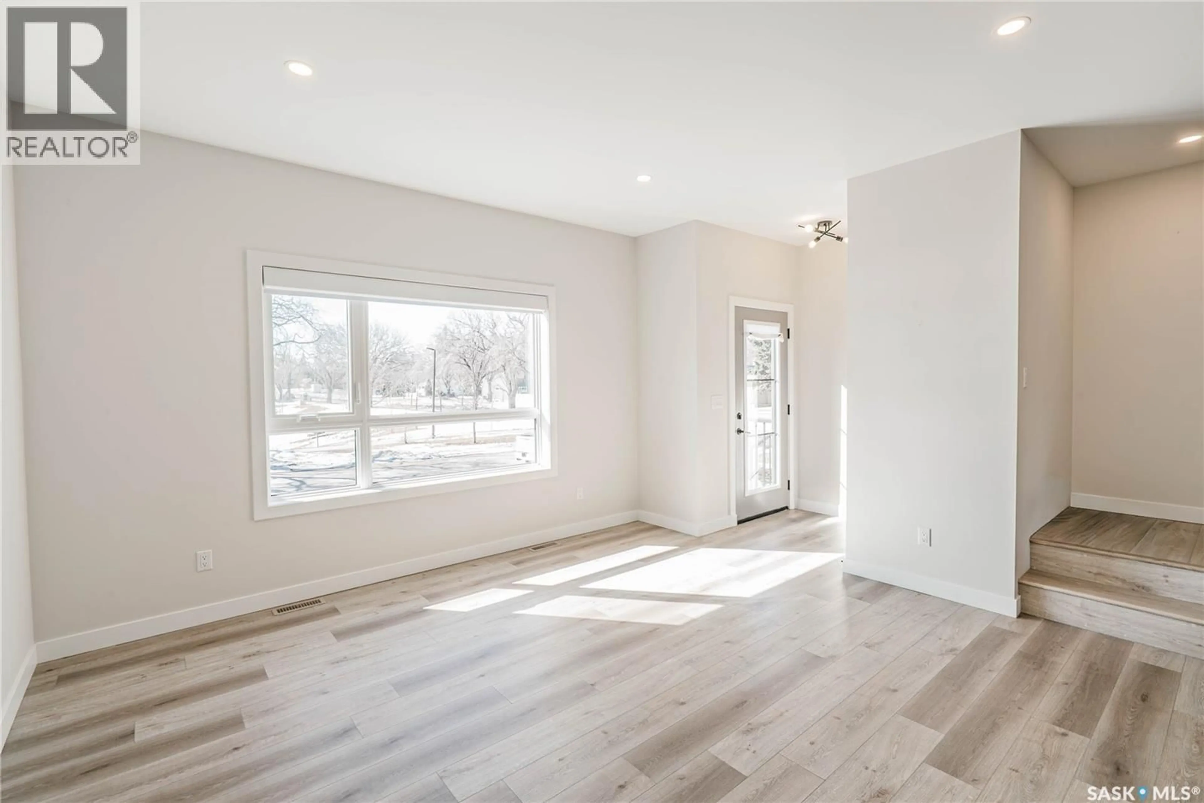 A pic of a room for 803 2ND STREET, Saskatoon Saskatchewan S7H1P8