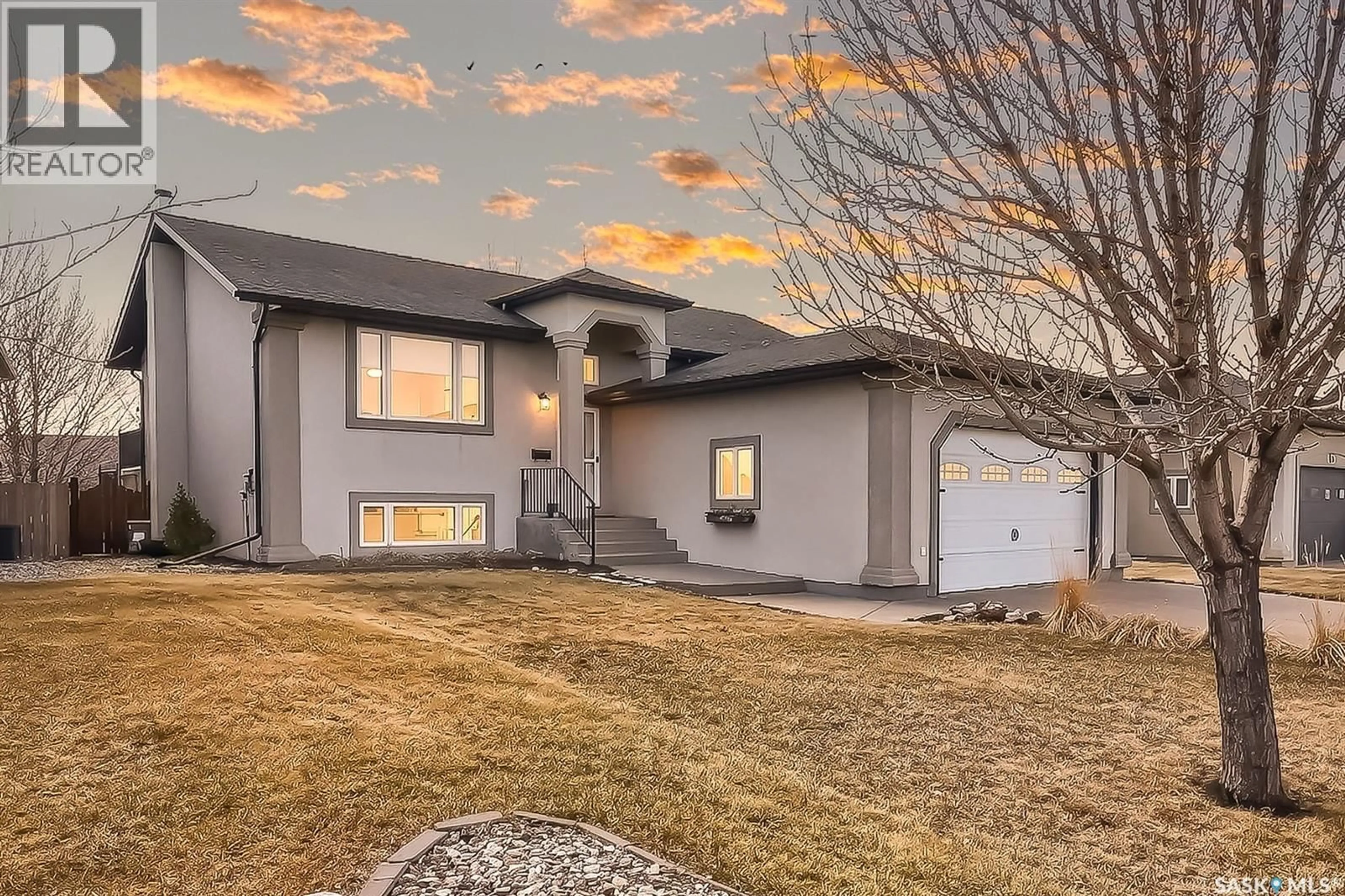 Unknown for 45 GOLDENGLOW DRIVE, Moose Jaw Saskatchewan S6J1N7