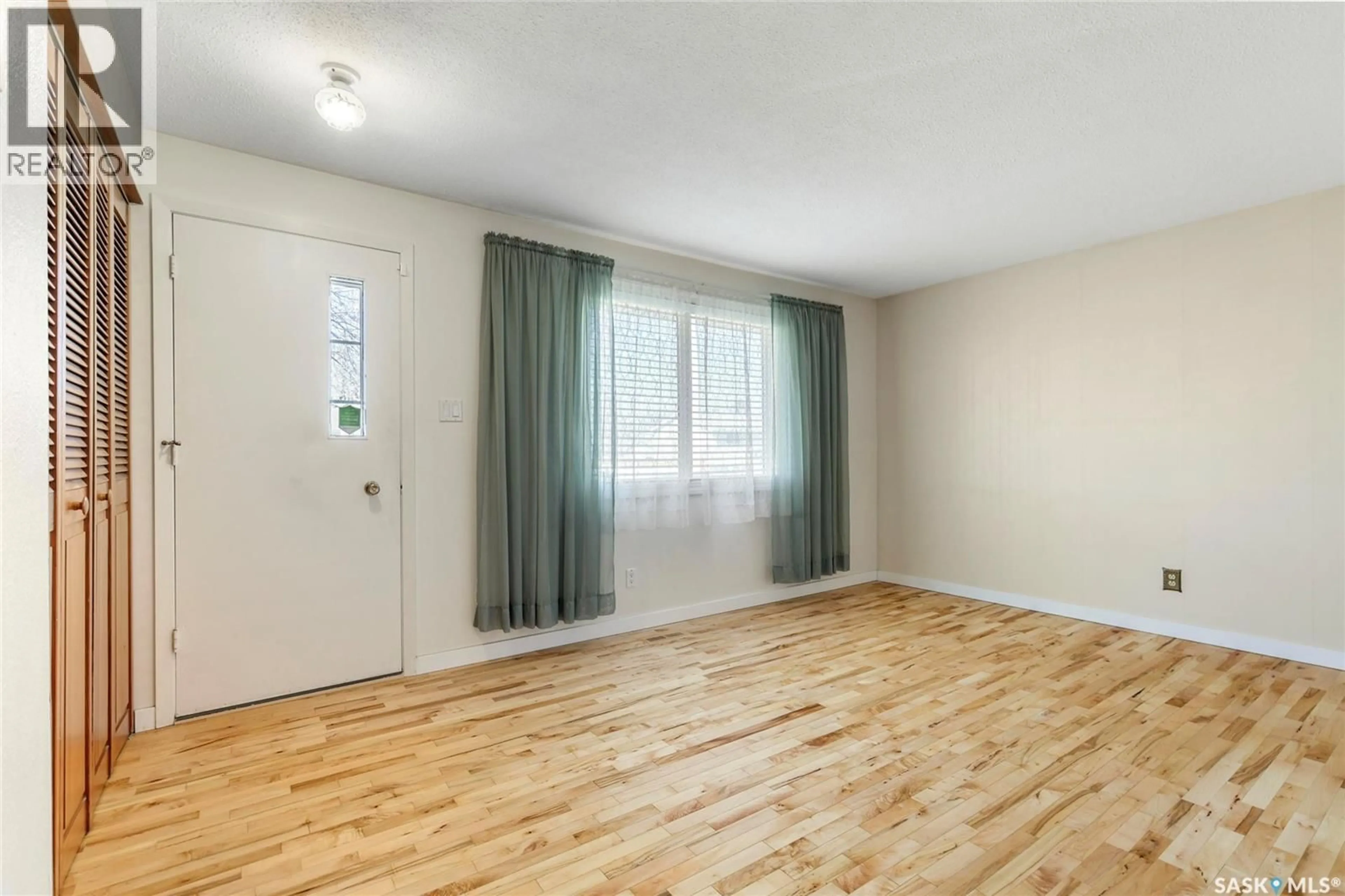 A pic of a room for 761 SNEDDON STREET, Regina Saskatchewan S4T6H3