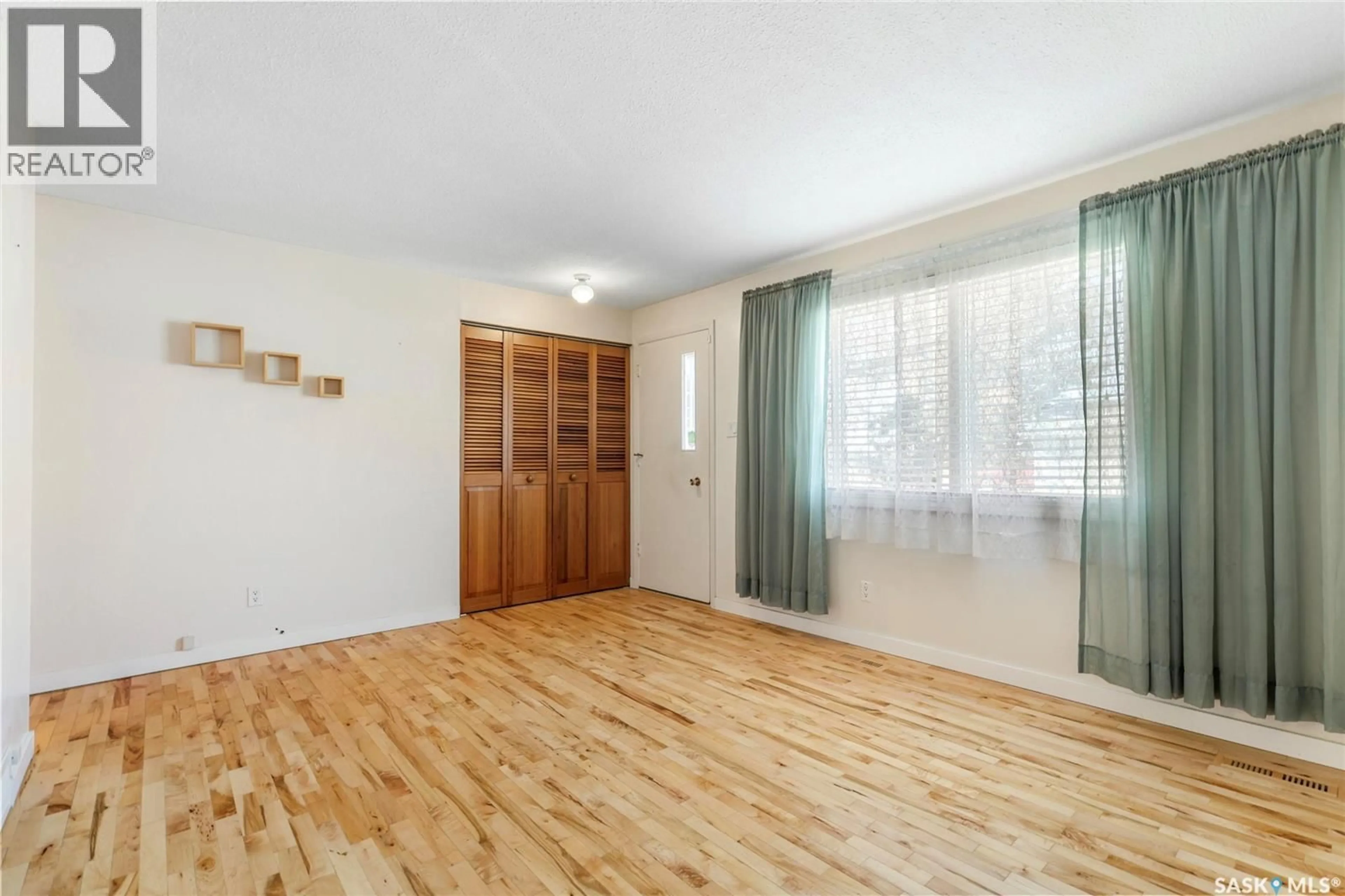 A pic of a room for 761 SNEDDON STREET, Regina Saskatchewan S4T6H3