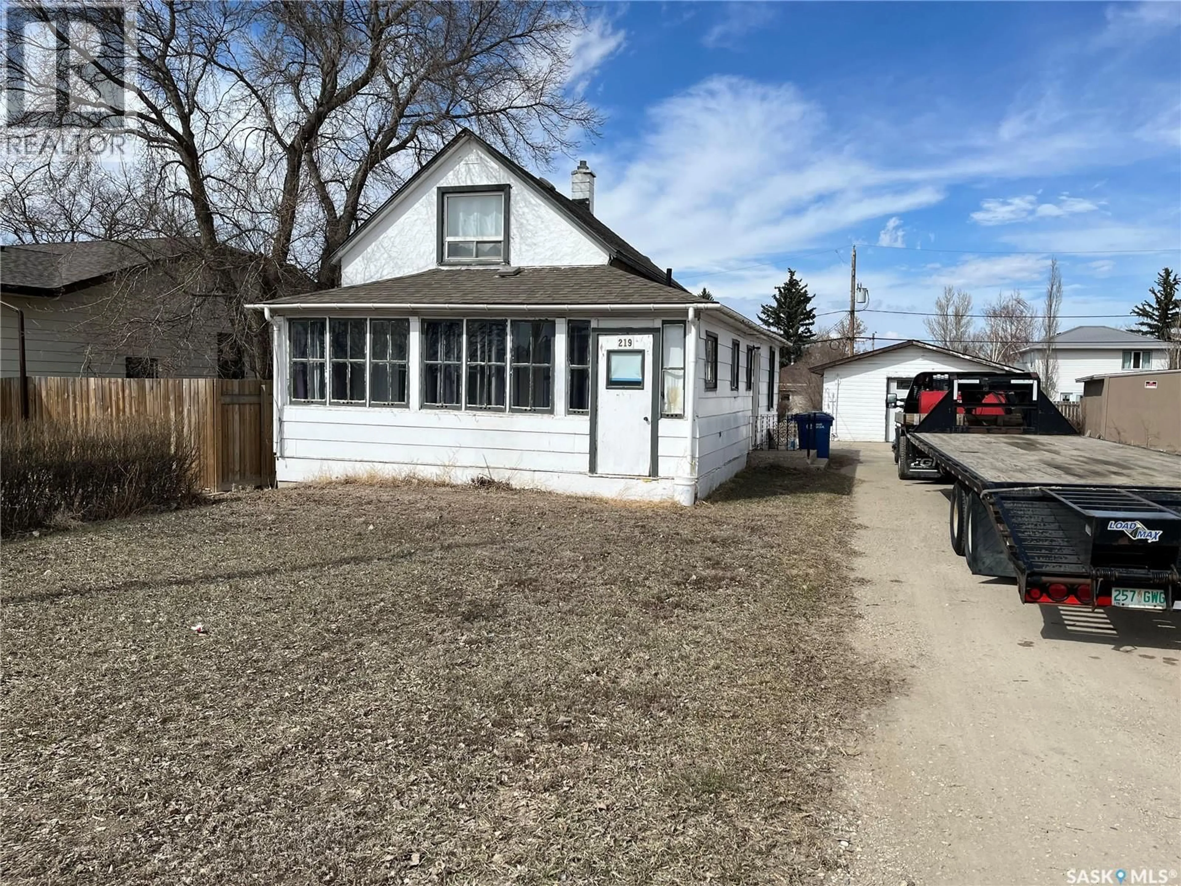 Unknown for 219 1ST AVENUE, Gravelbourg Saskatchewan S0H1X0
