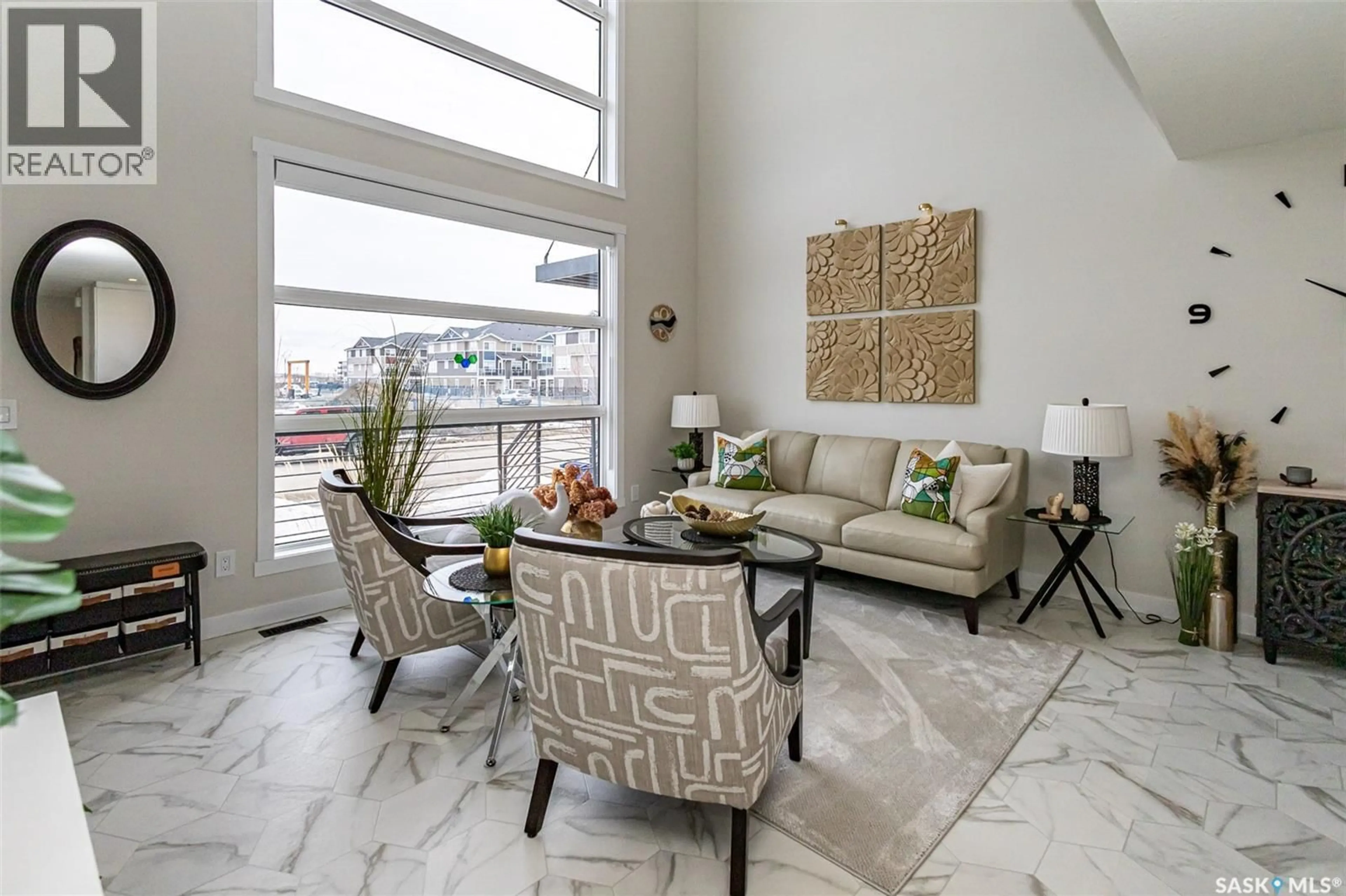 Living room with furniture, unknown for 308 MCFAULL CRESCENT, Saskatoon Saskatchewan S7V0S5