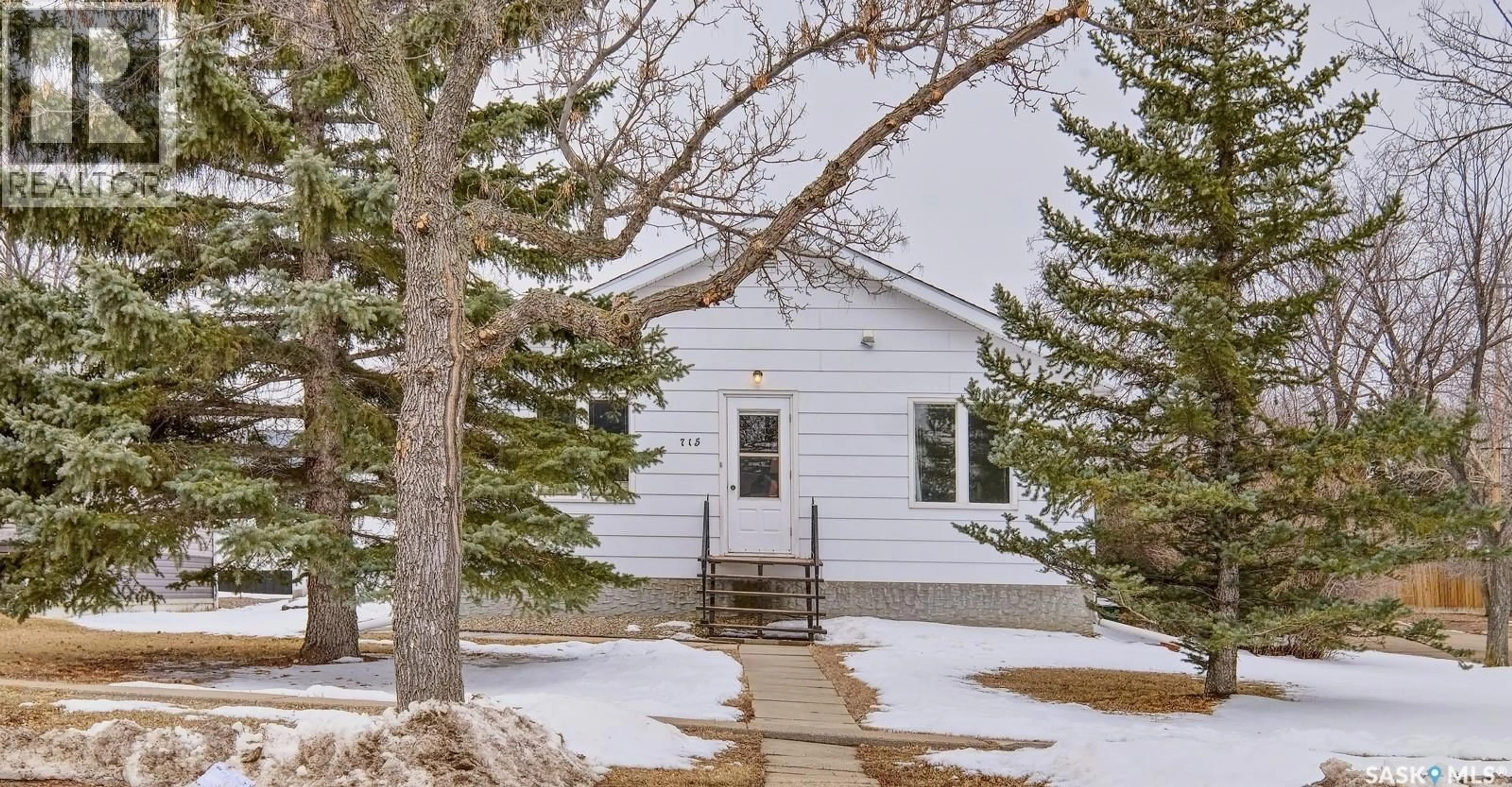 Unknown for 715 KING STREET, Rosetown Saskatchewan S0L2V0