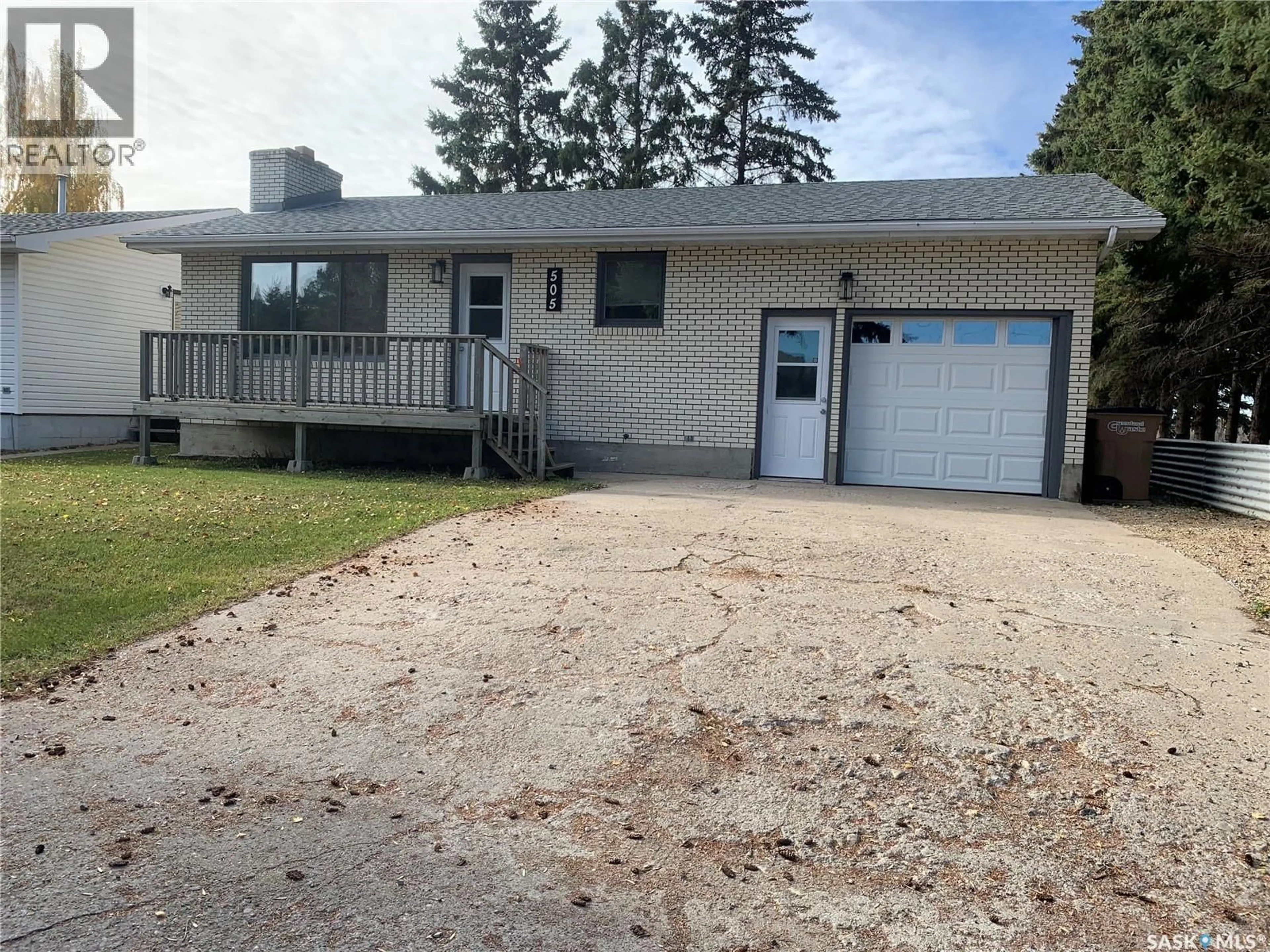 A pic from outside/outdoor area/front of a property/back of a property/a pic from drone, street for 505 7TH AVENUE, Cudworth Saskatchewan S0K1B0