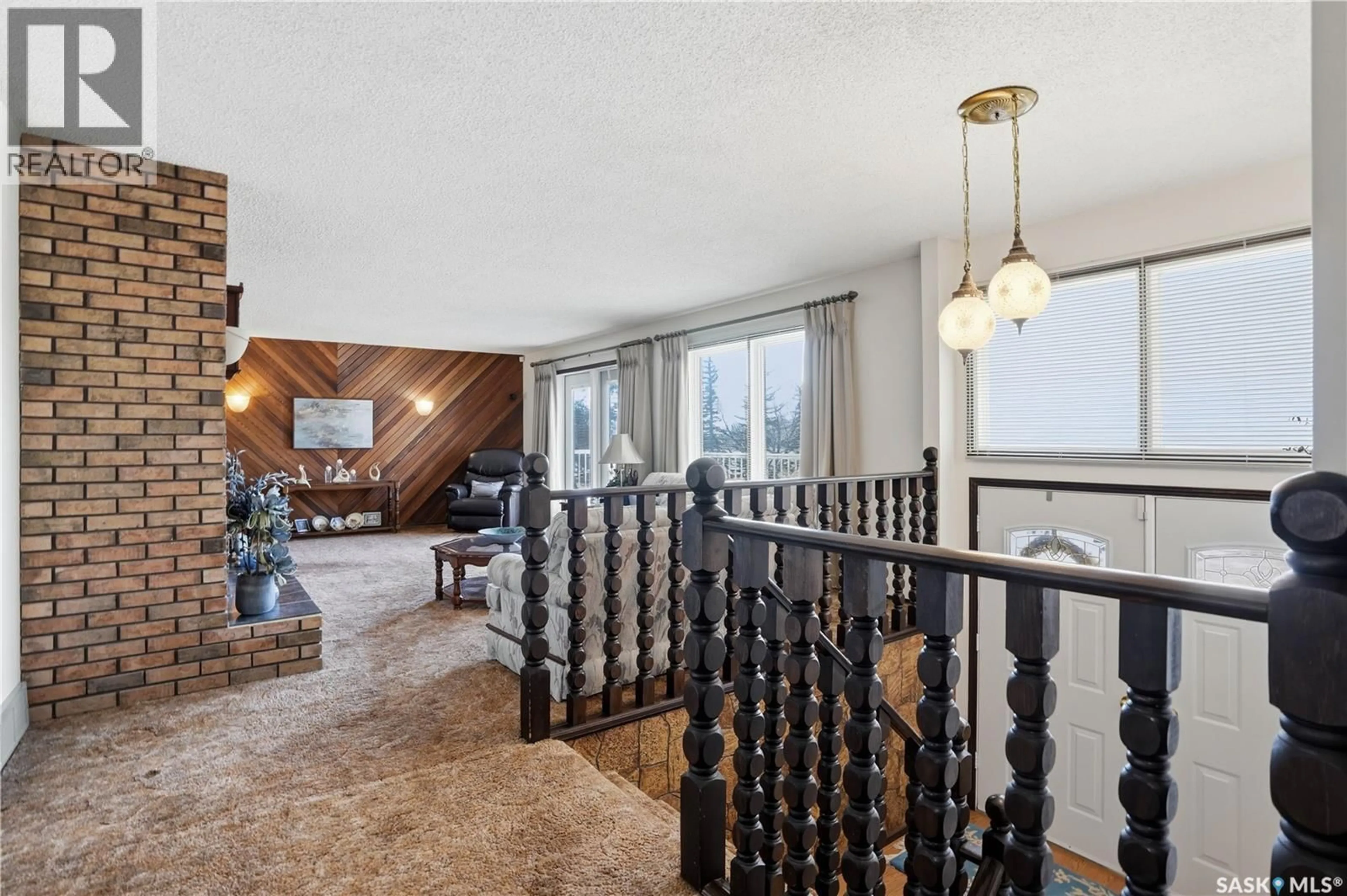 Indoor foyer for 4911 ALBERT STREET, Regina Saskatchewan S4S6Z1