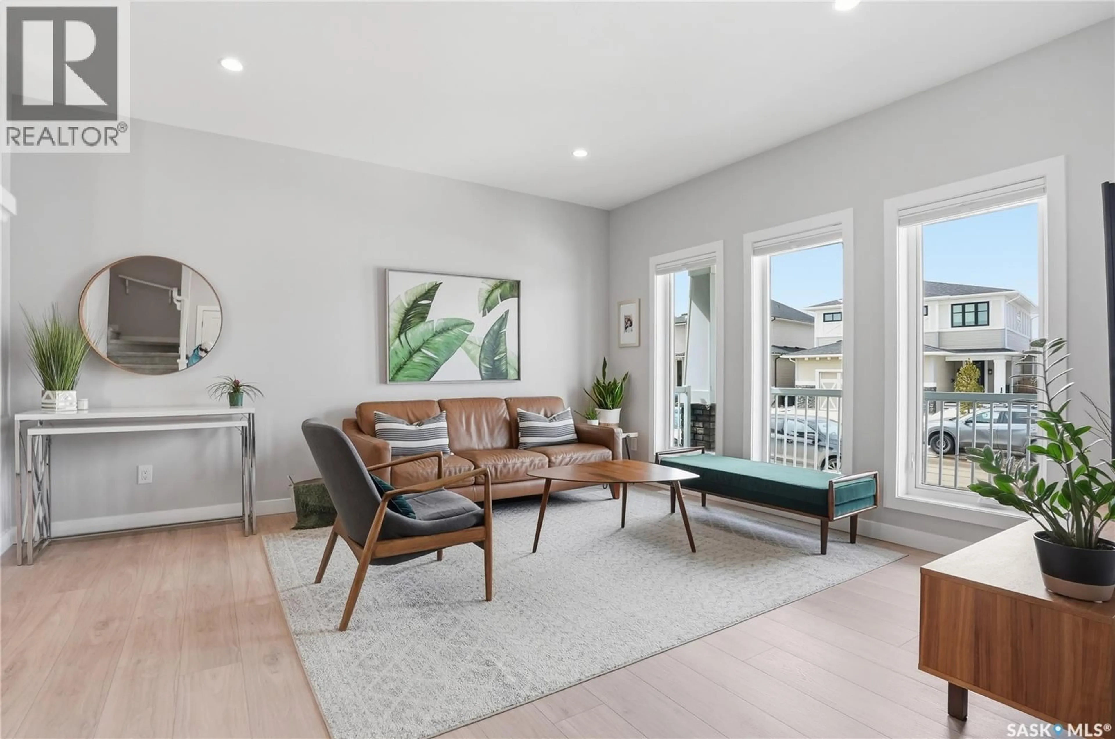 Living room with furniture, unknown for 335 SECORD WAY, Saskatoon Saskatchewan S7V0M4