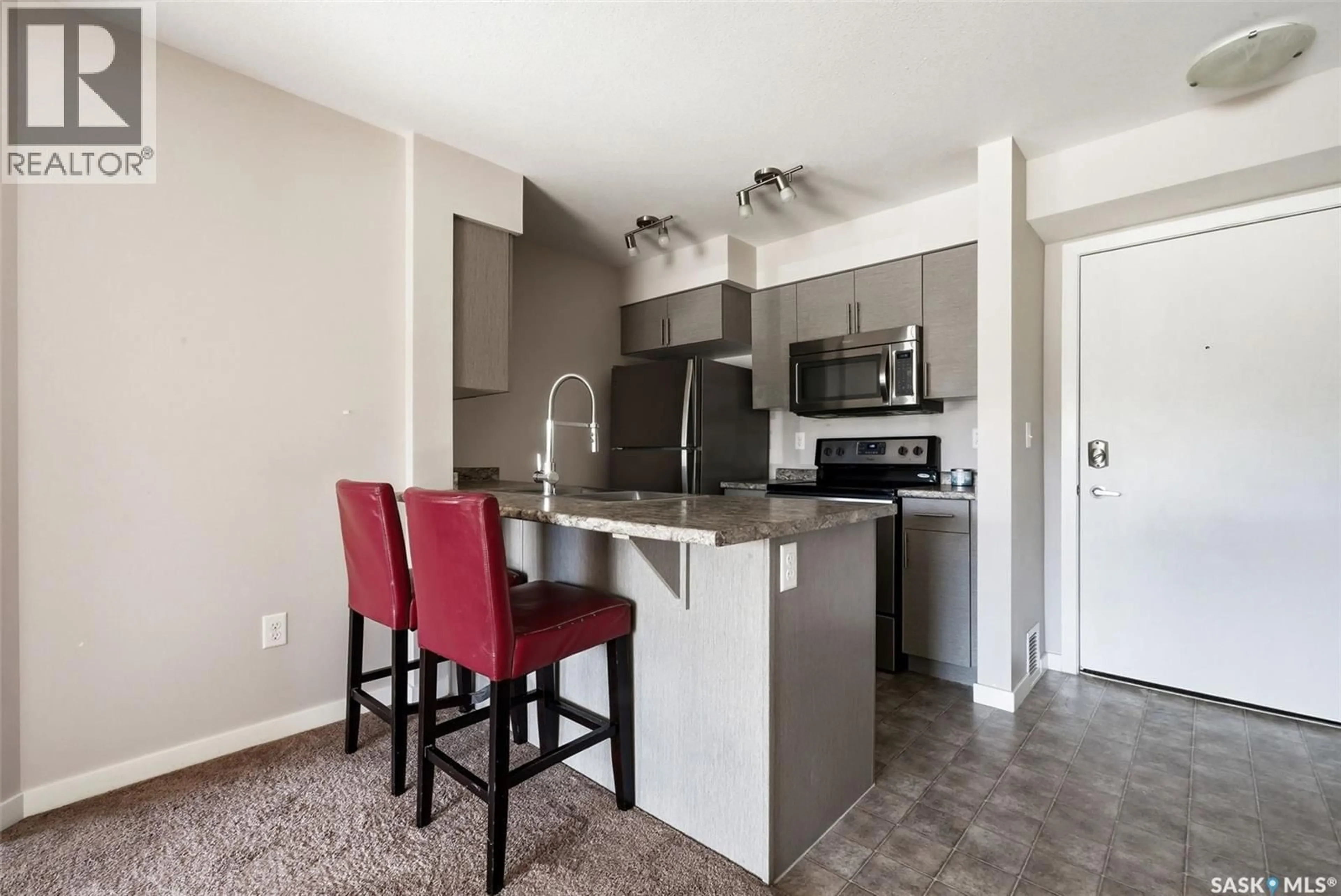 Standard kitchen, unknown for 5500 - 2116 MITCHINSON WAY, Regina Saskatchewan S4W0N9