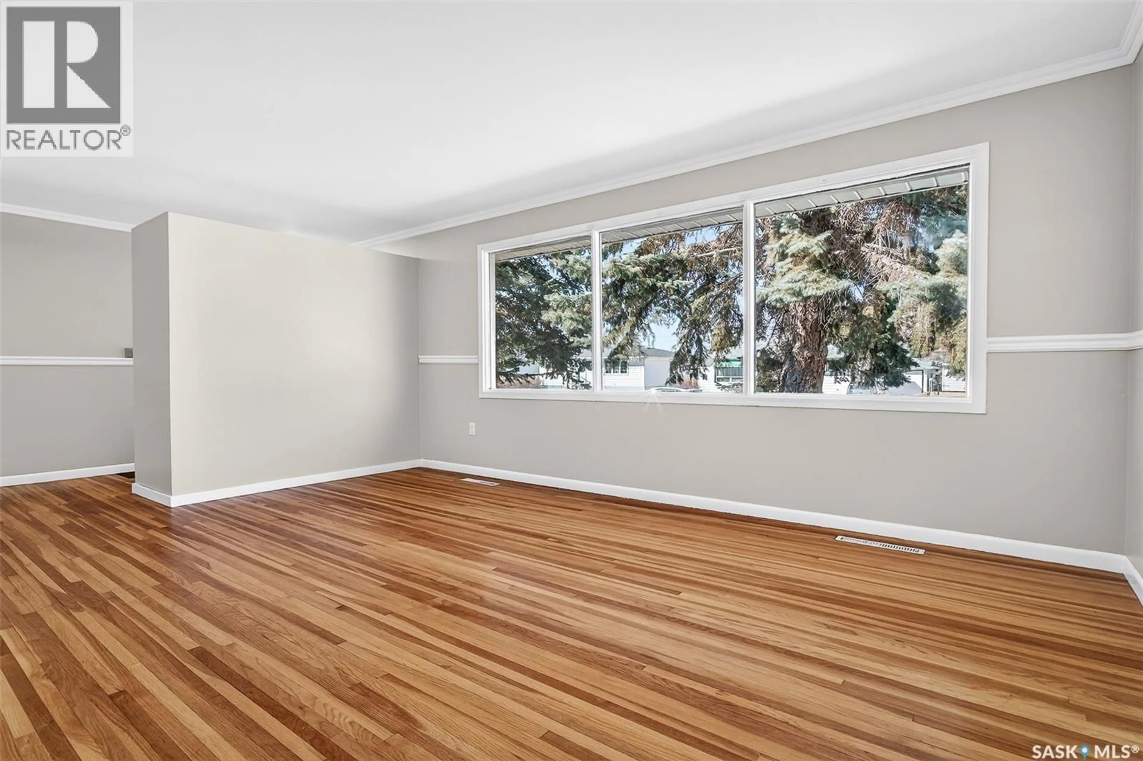 A pic of a room for 837 KEITH STREET, Moose Jaw Saskatchewan S6H5R3