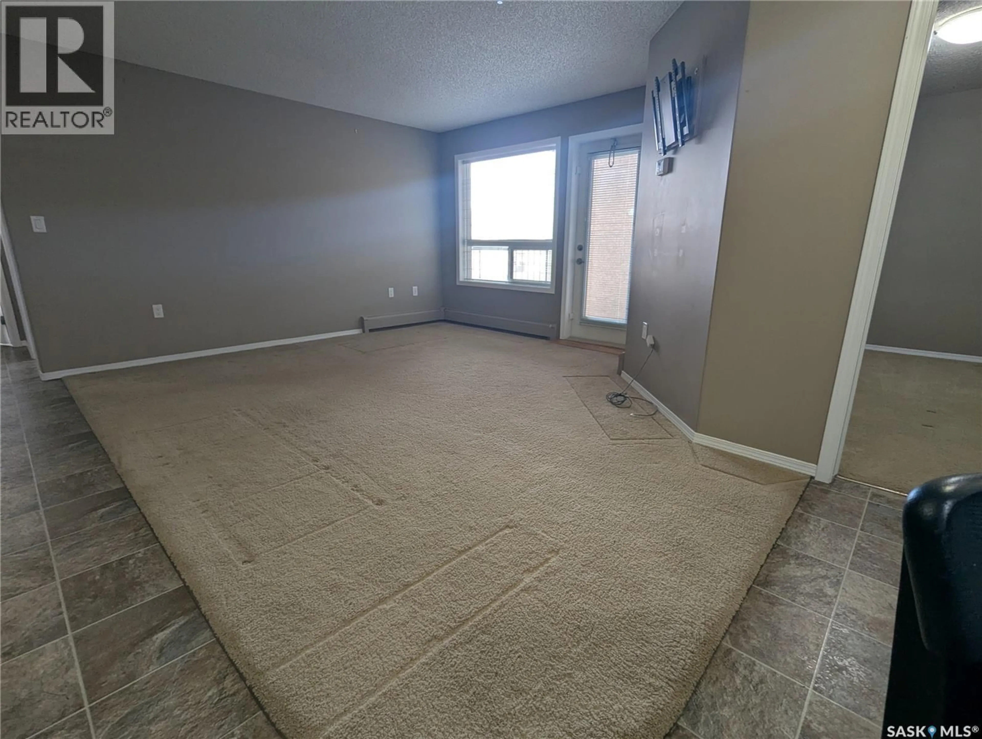 A pic of a room for 323 150 PAWLYCHENKO LANE, Saskatoon Saskatchewan S7V0B4
