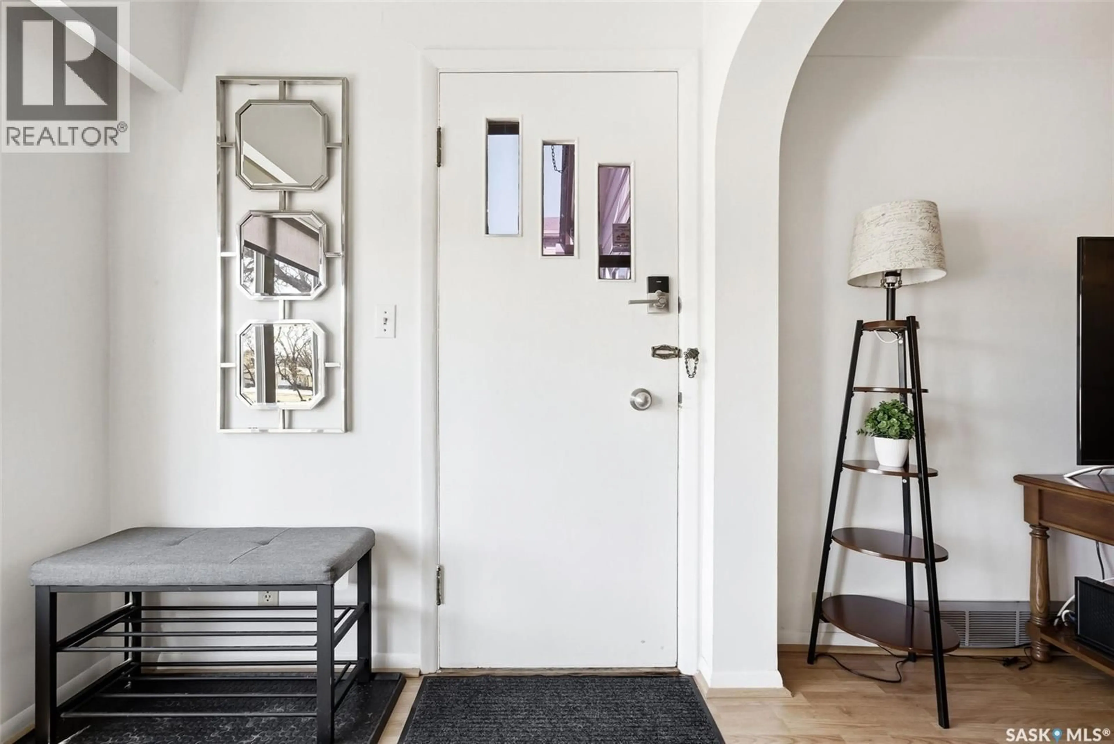 Indoor entryway for 1441 ATHOL STREET, Regina Saskatchewan S4T3C7