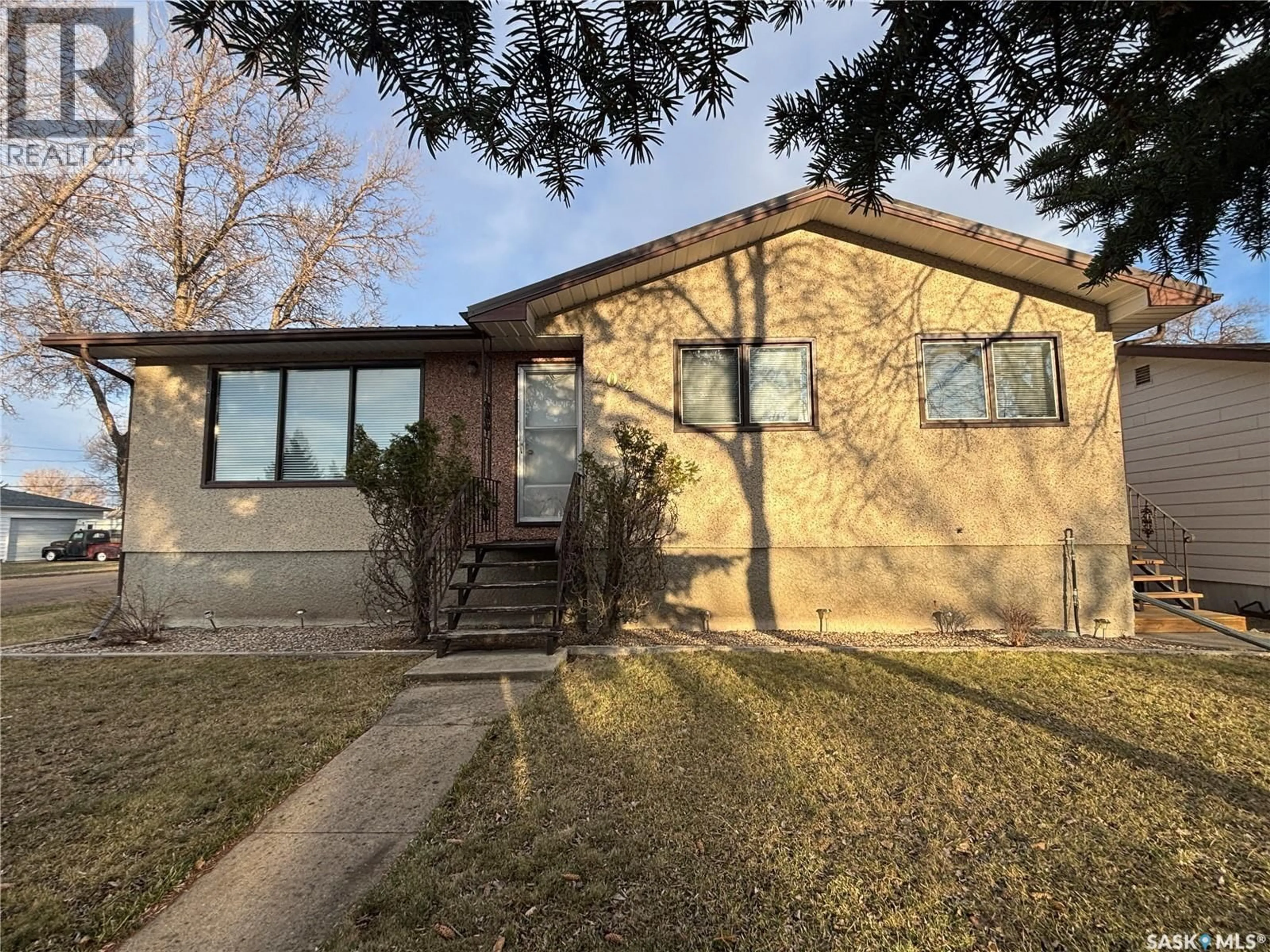 Home with brick exterior material, street for 202 HERBERT STREET, Maple Creek Saskatchewan S0N1N0