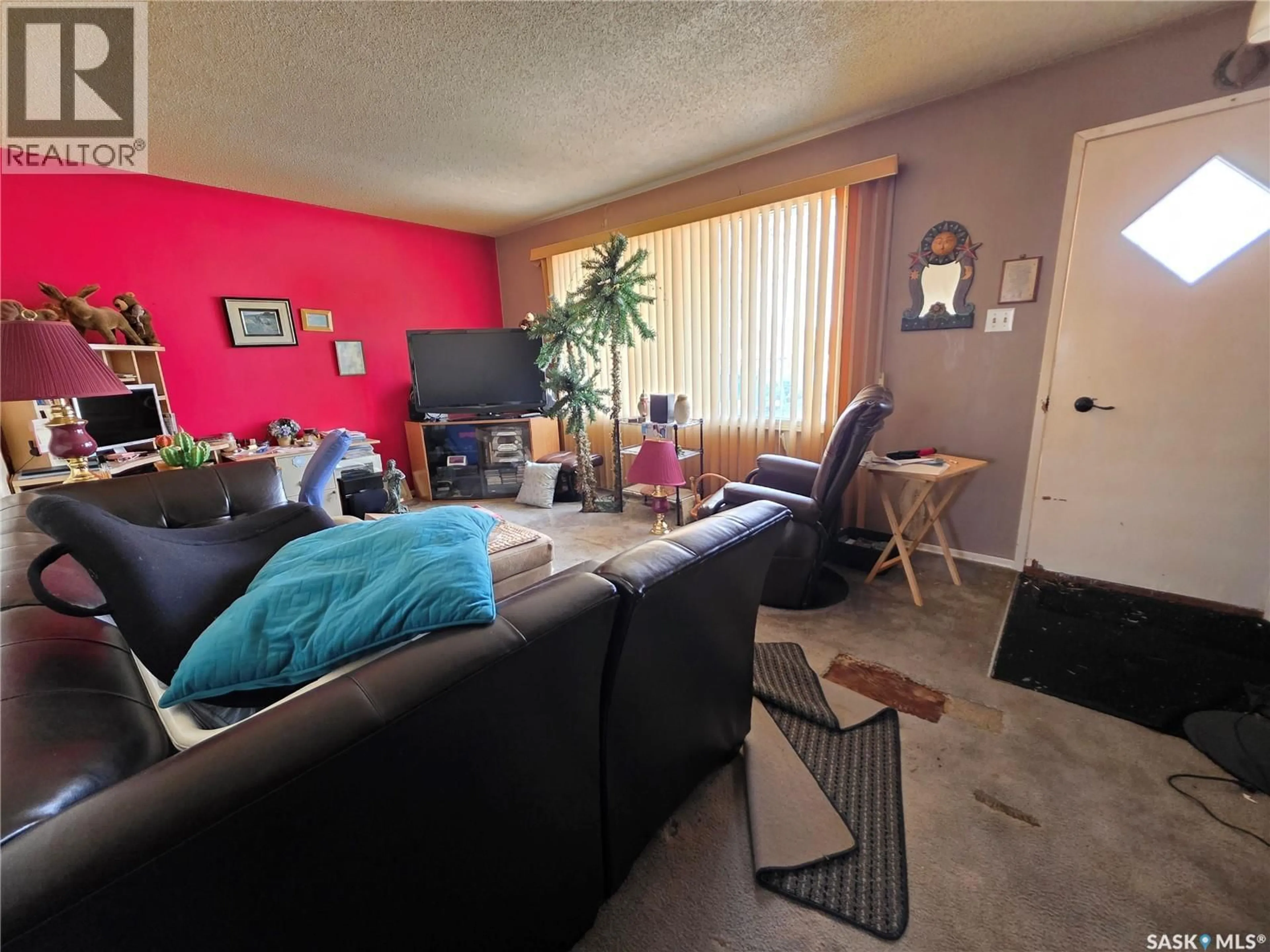 A pic of a room for 320 LEONARD STREET, Herbert Saskatchewan S0H2A0