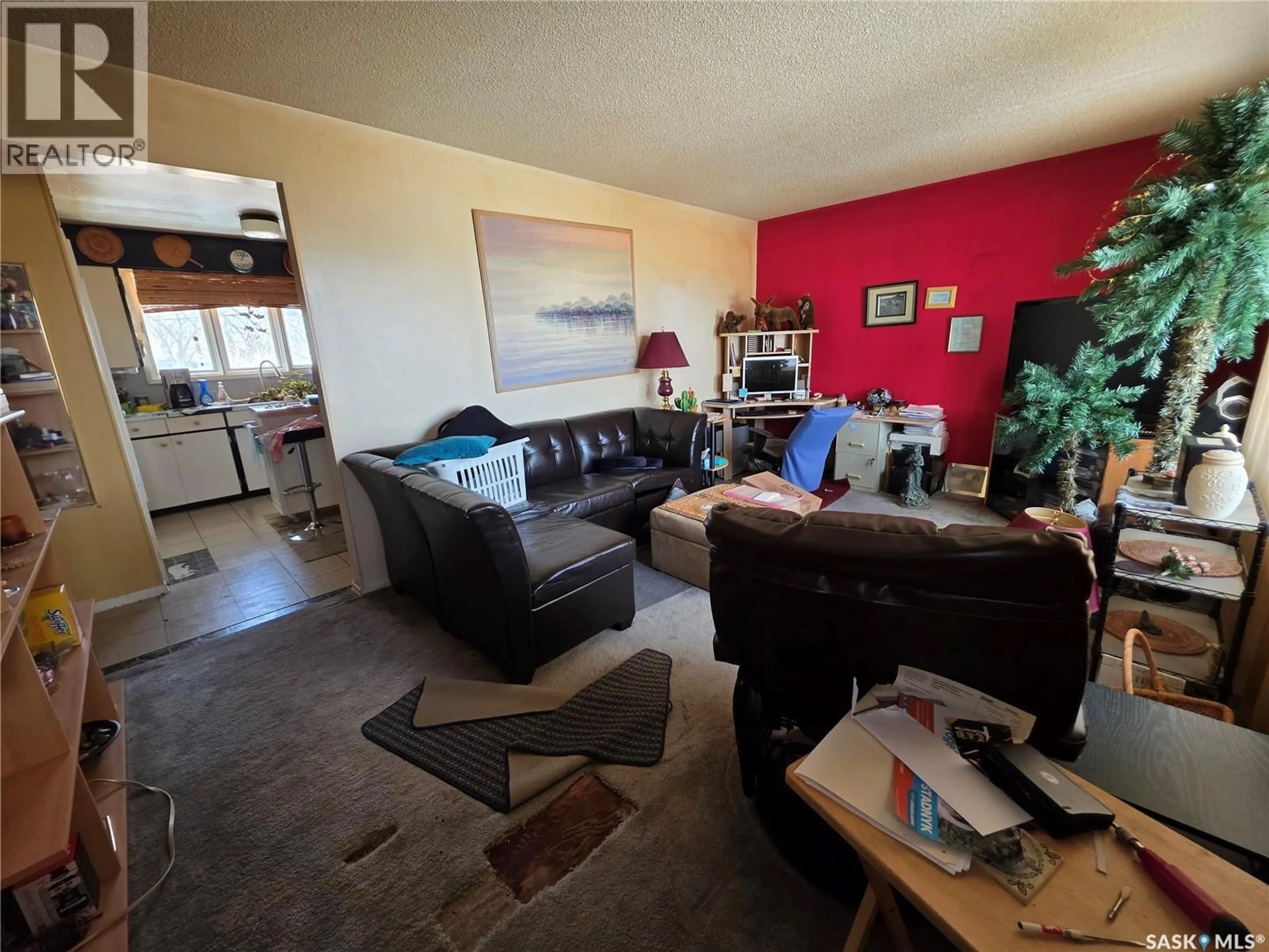 A pic of a room for 320 LEONARD STREET, Herbert Saskatchewan S0H2A0