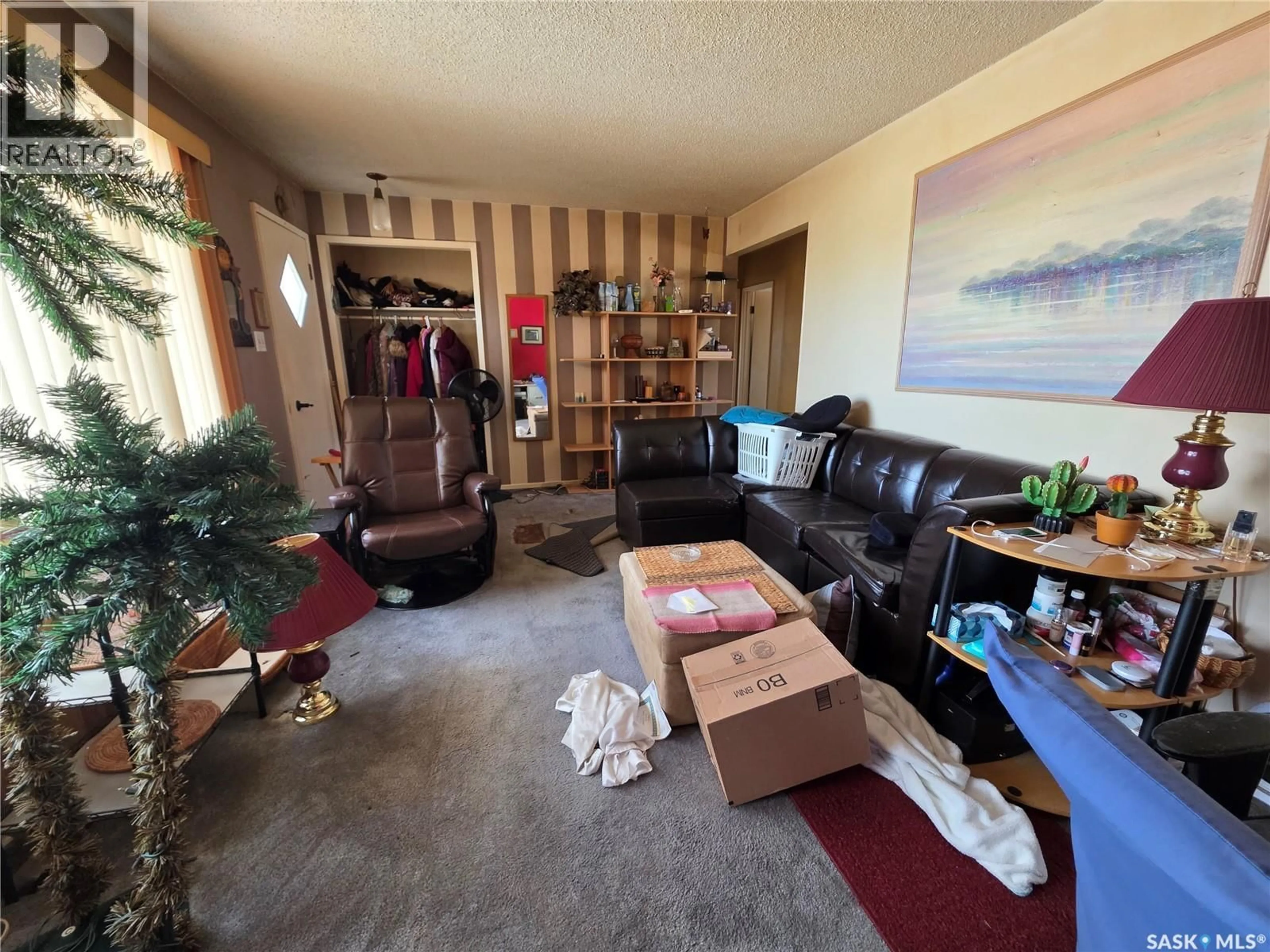 A pic of a room for 320 LEONARD STREET, Herbert Saskatchewan S0H2A0