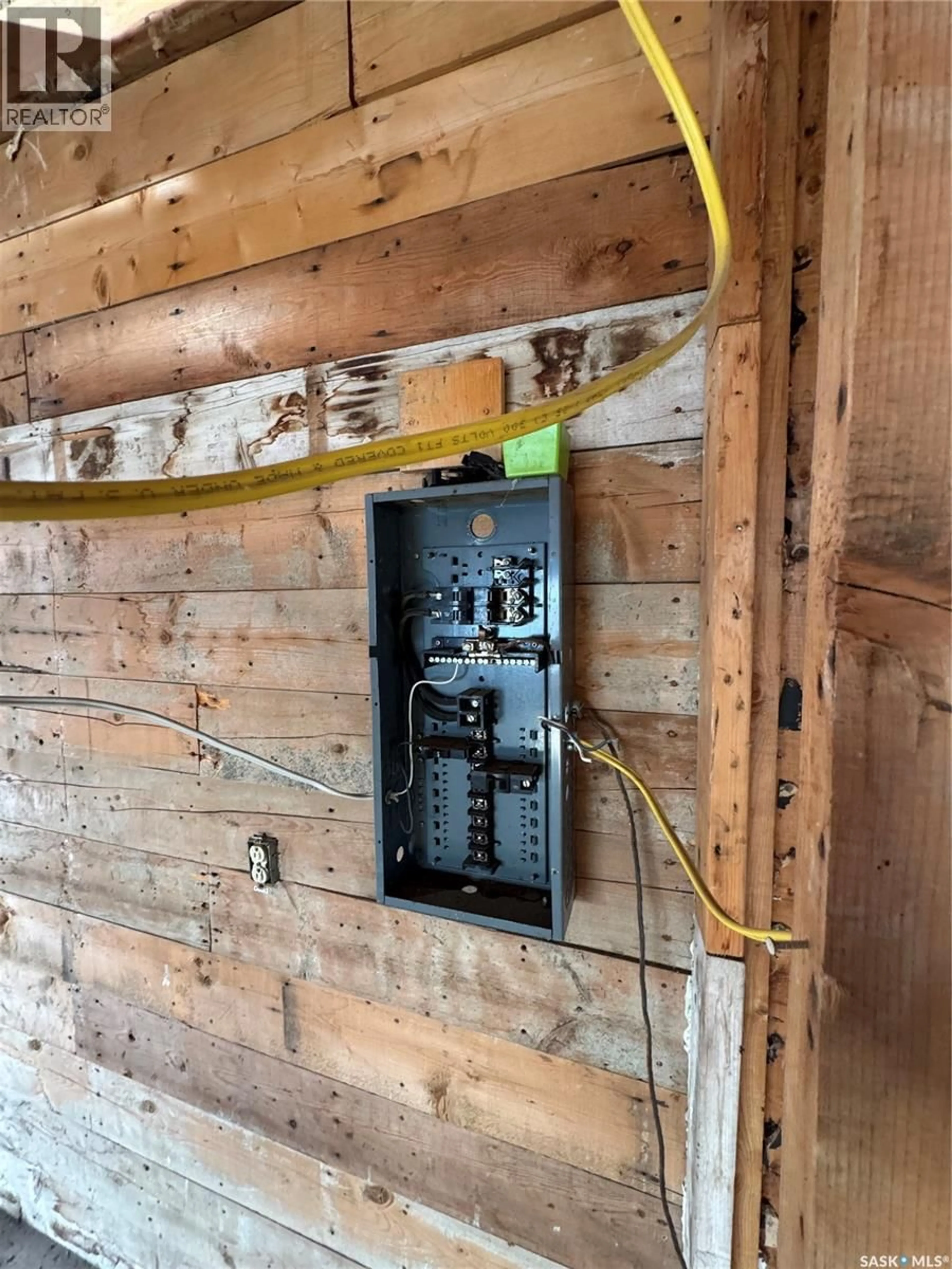 A pic of a room for 107 MAIN STREET, Alvena Saskatchewan S0K0E0