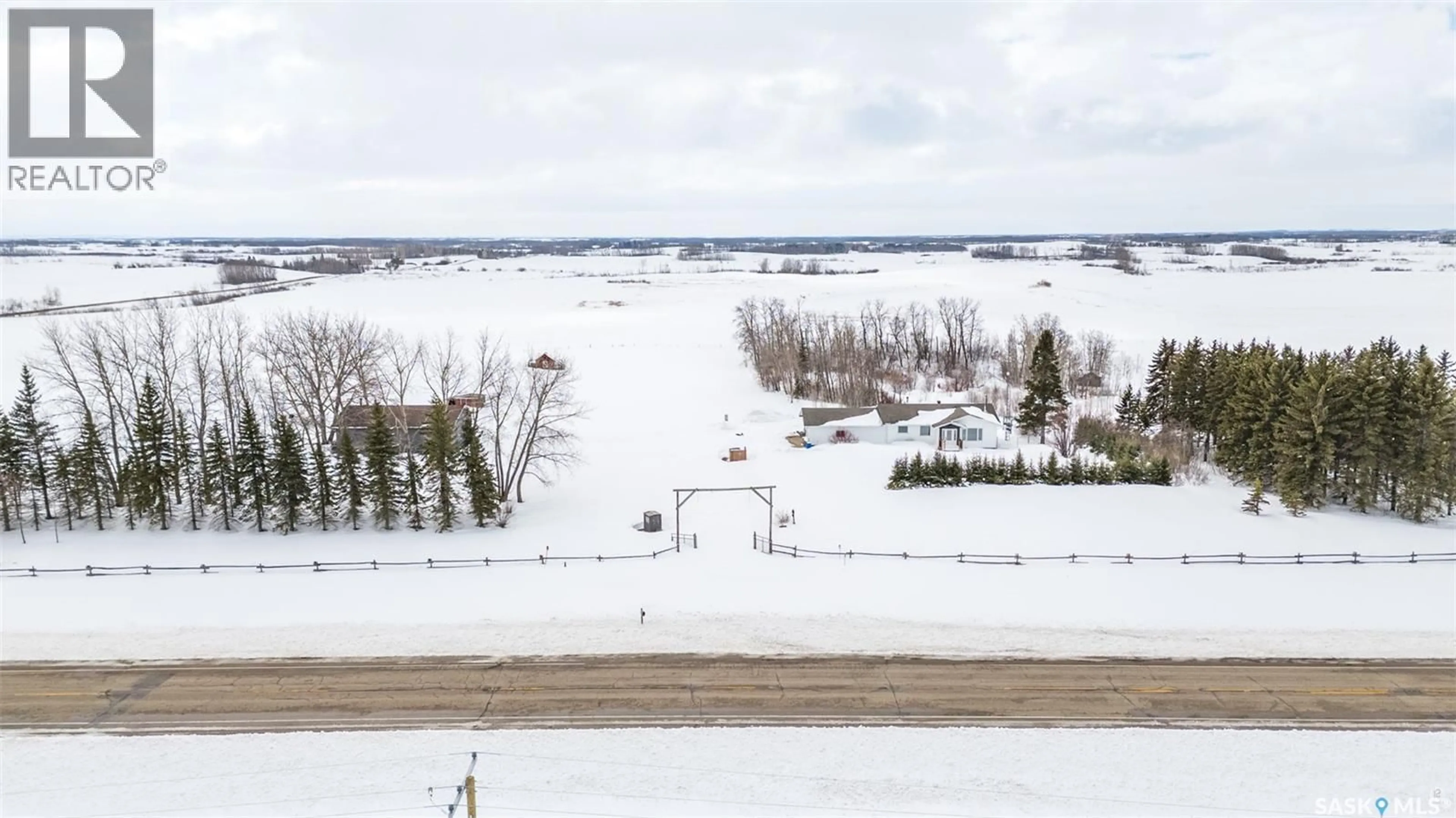 A pic from outside/outdoor area/front of a property/back of a property/a pic from drone, water/lake/river/ocean view for PRINCE ALBERT ACREAGE, Prince Albert Rm No. 461 Saskatchewan S6V5S6