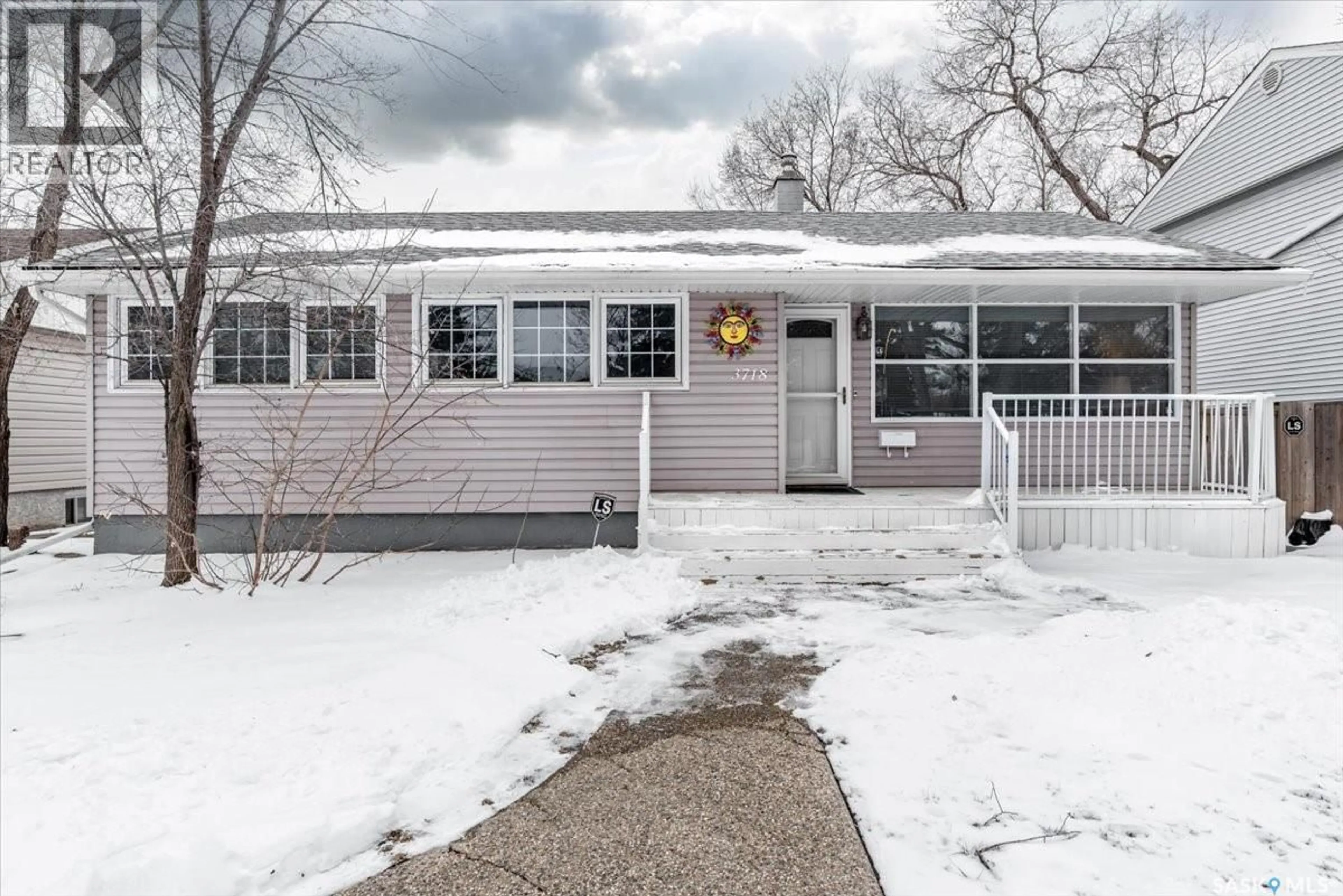 Home with vinyl exterior material, street for 3718 ARGYLE ROAD, Regina Saskatchewan S4S2C2