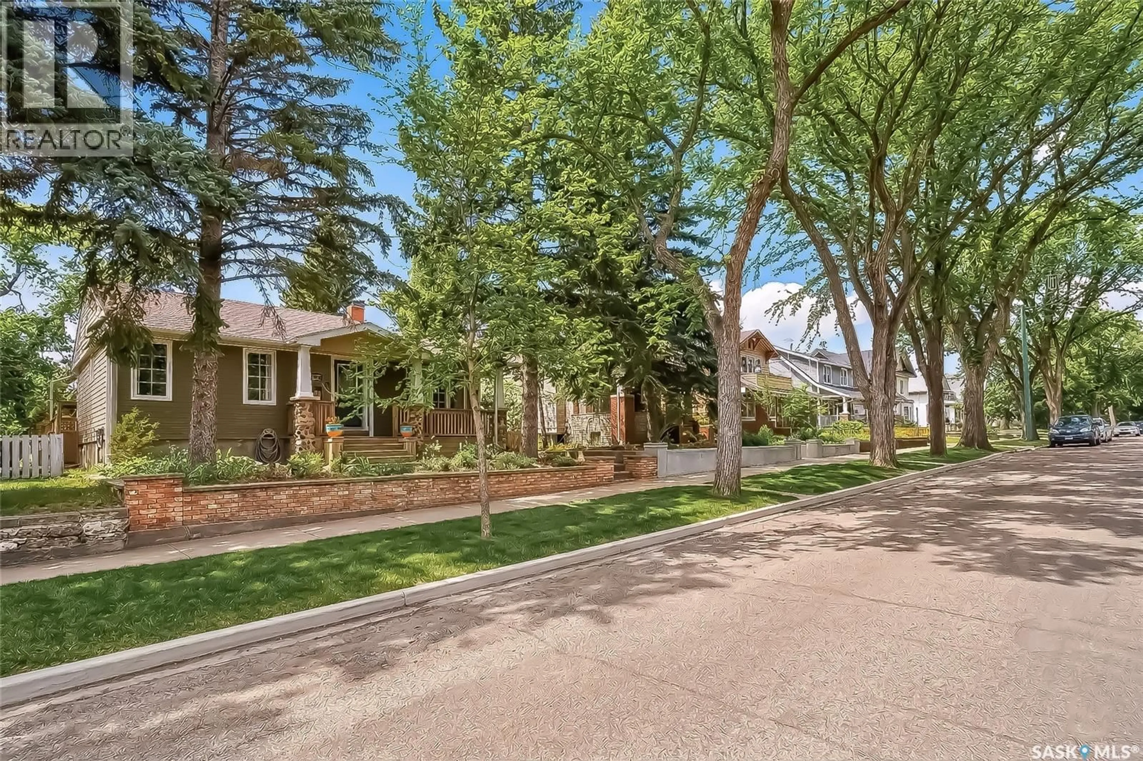 Unknown for 1108 GRAFTON AVENUE, Moose Jaw Saskatchewan S6H3S5