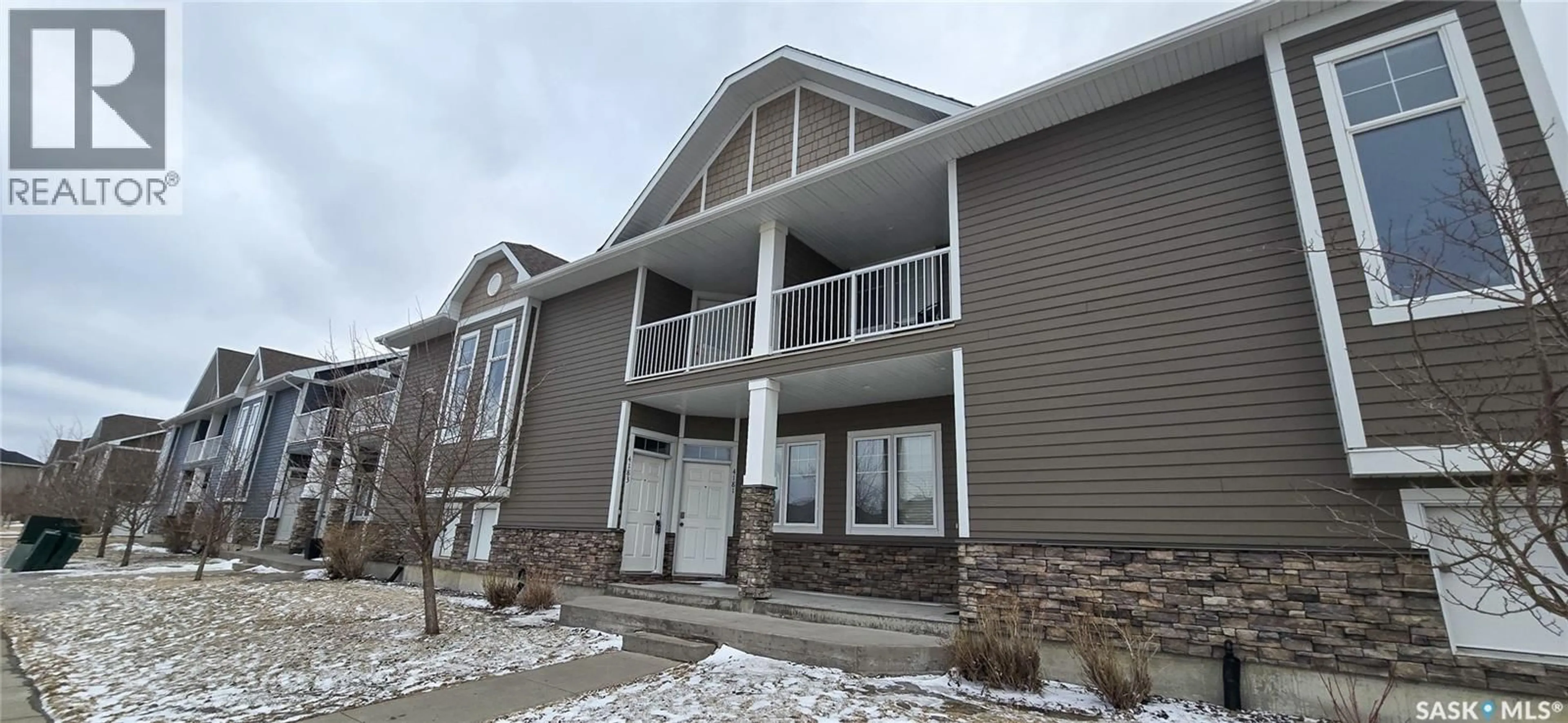 Home with vinyl exterior material, building for 4183 GREEN APPLE DRIVE, Regina Saskatchewan S4V1P5