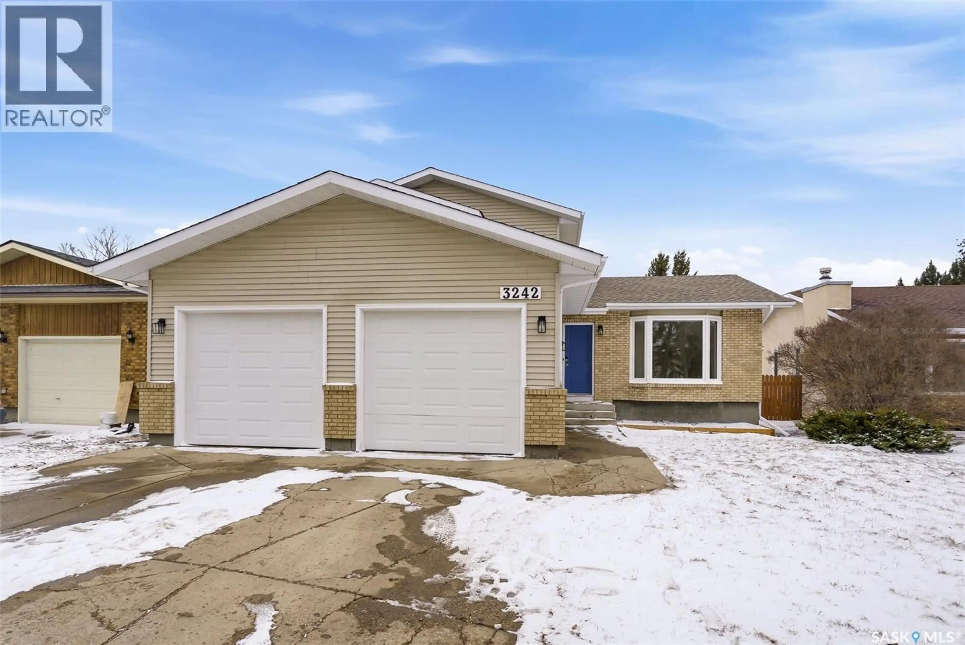 Home with vinyl exterior material, street for 3242 BARTON PLACE, Regina Saskatchewan S4N7C8