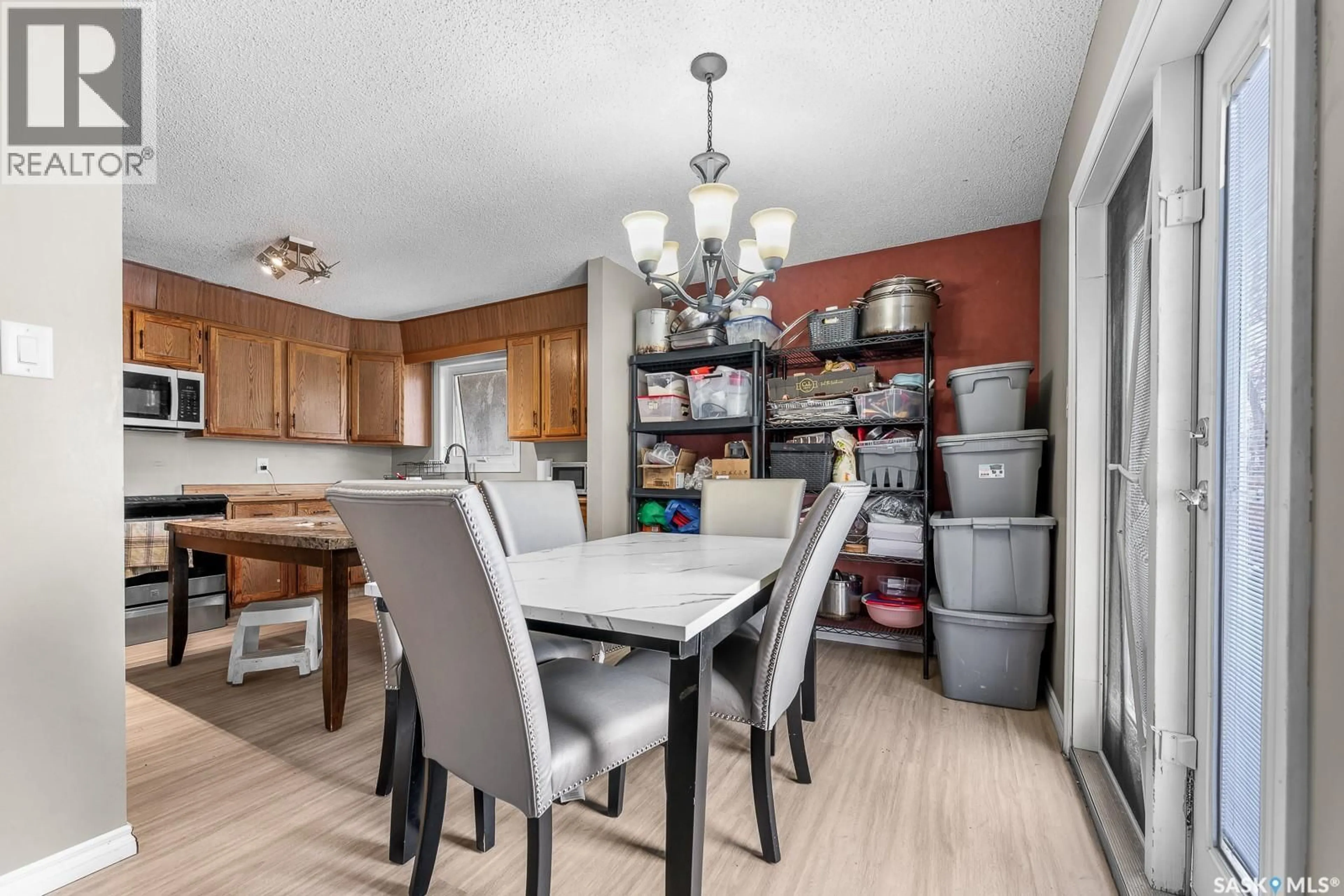 Open concept kitchen, unknown for 2715 CORBETT ROAD, Regina Saskatchewan S4R8J1