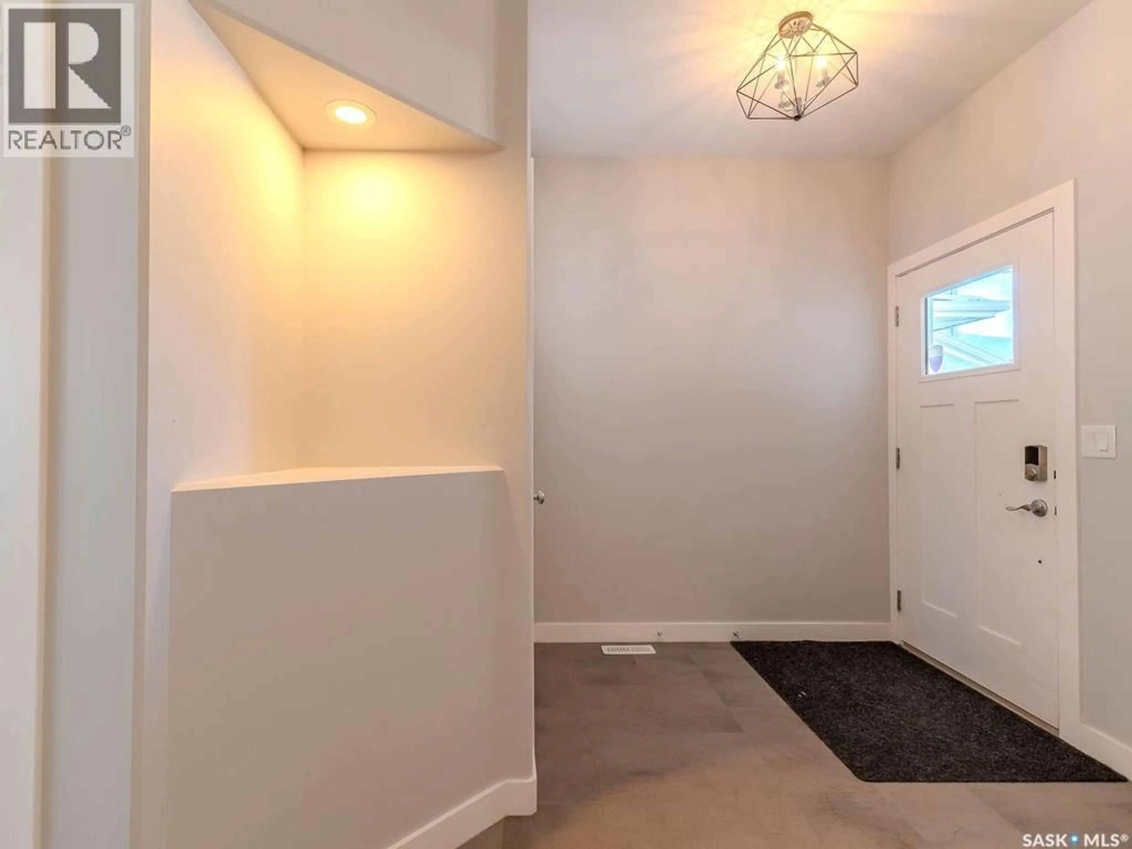 Unknown for 114 GERMAIN COURT, Saskatoon Saskatchewan S7W0Y3