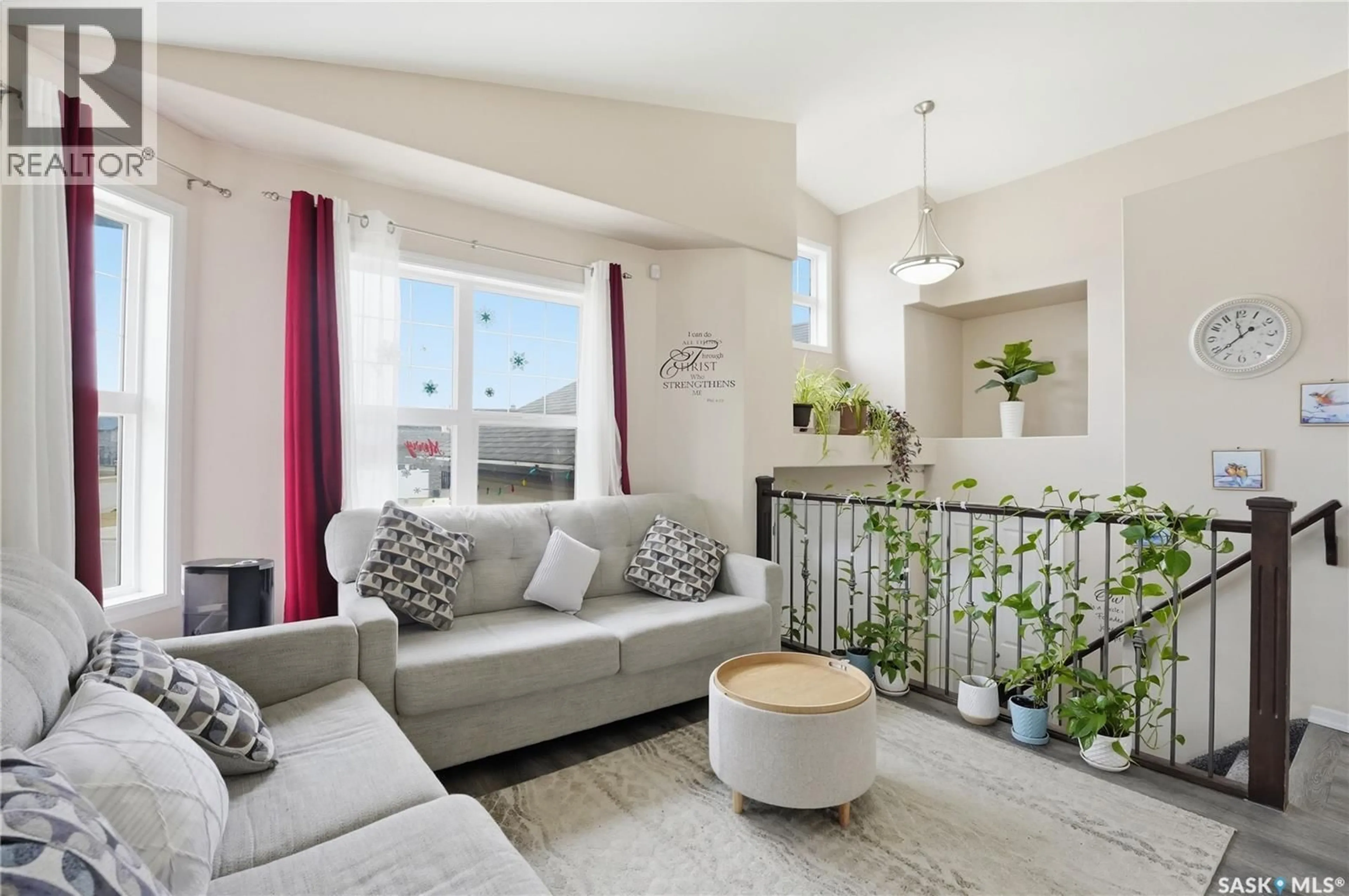 Living room with furniture, unknown for 102 WHALLEY CRESCENT, Saskatoon Saskatchewan S7T0H9