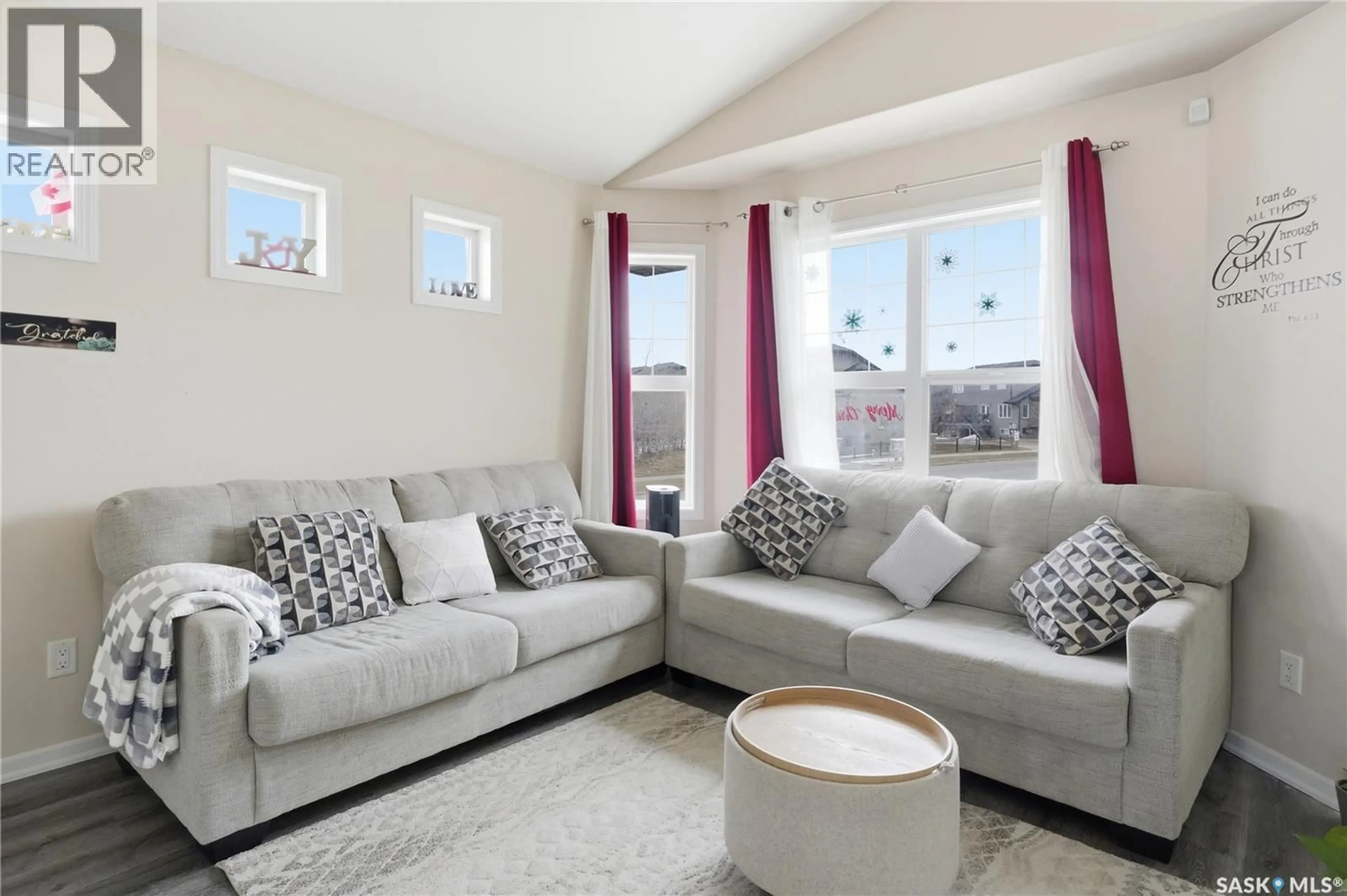 Living room with furniture, unknown for 102 WHALLEY CRESCENT, Saskatoon Saskatchewan S7T0H9