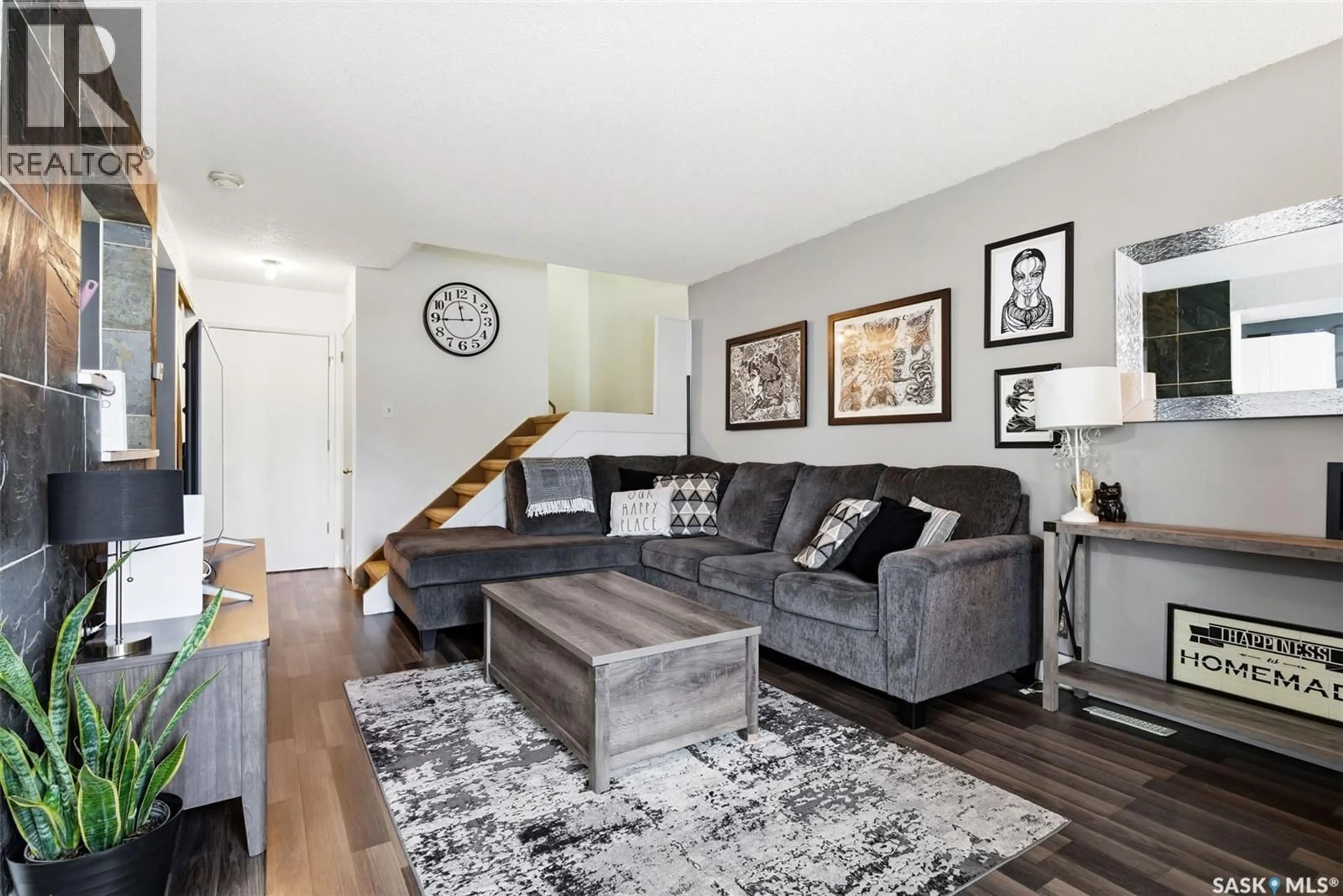 Living room with furniture, unknown for 4212 CASTLE ROAD, Regina Saskatchewan S4S4W1