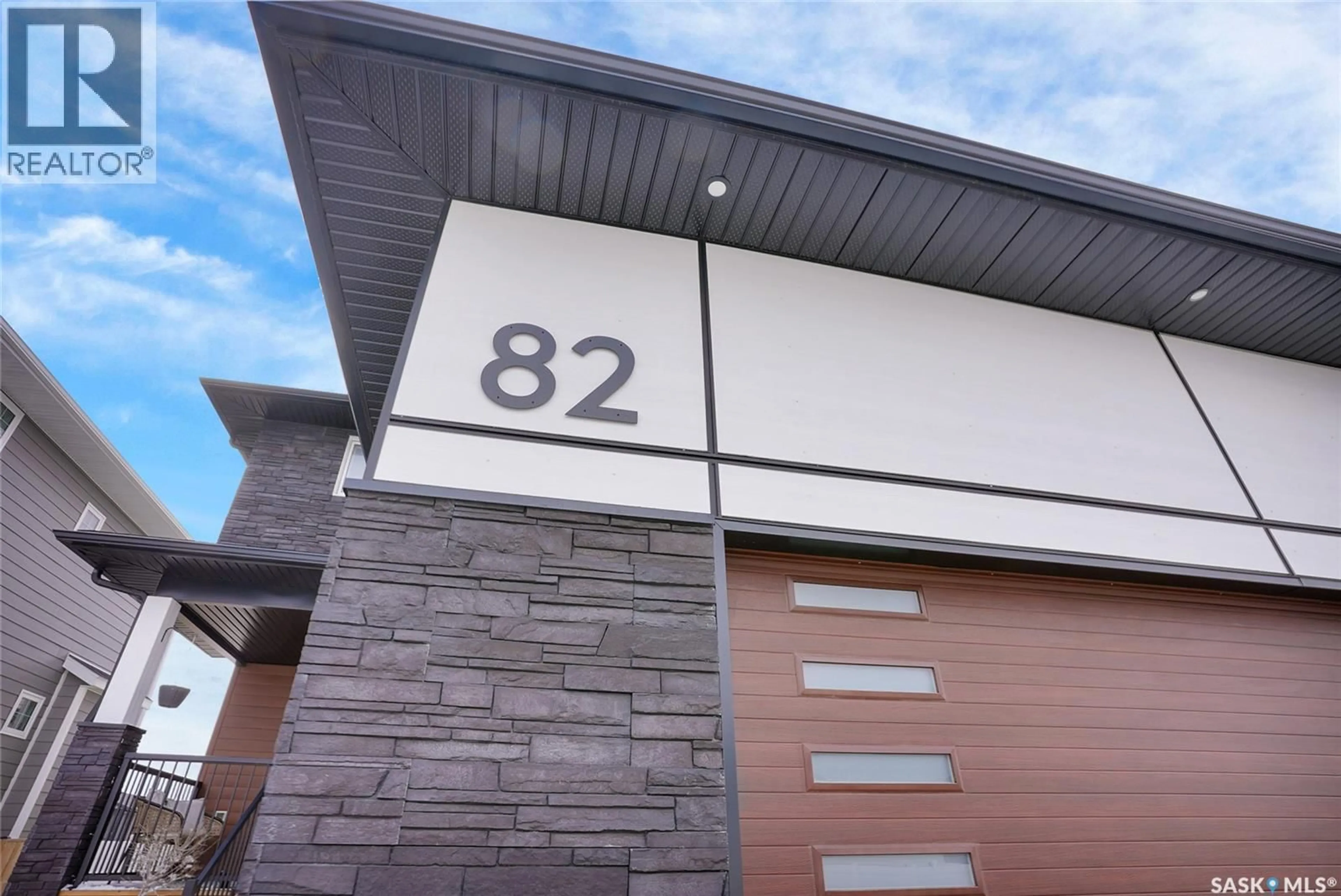 Home with brick exterior material, building for 82 CLUNIE COURT, Moose Jaw Saskatchewan S6J0E3