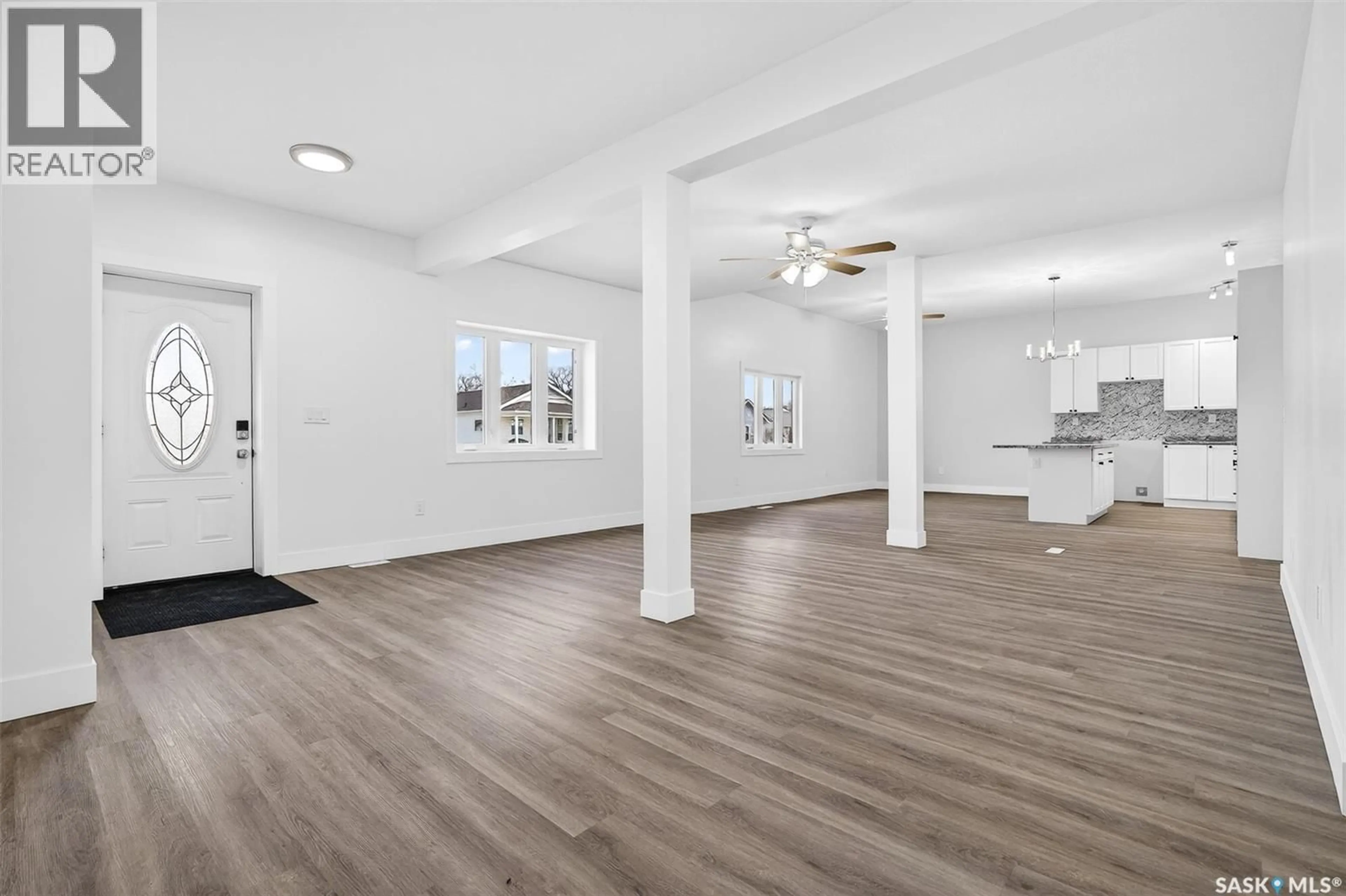 A pic of a room for 933 STADACONA STREET, Moose Jaw Saskatchewan S6H0K7