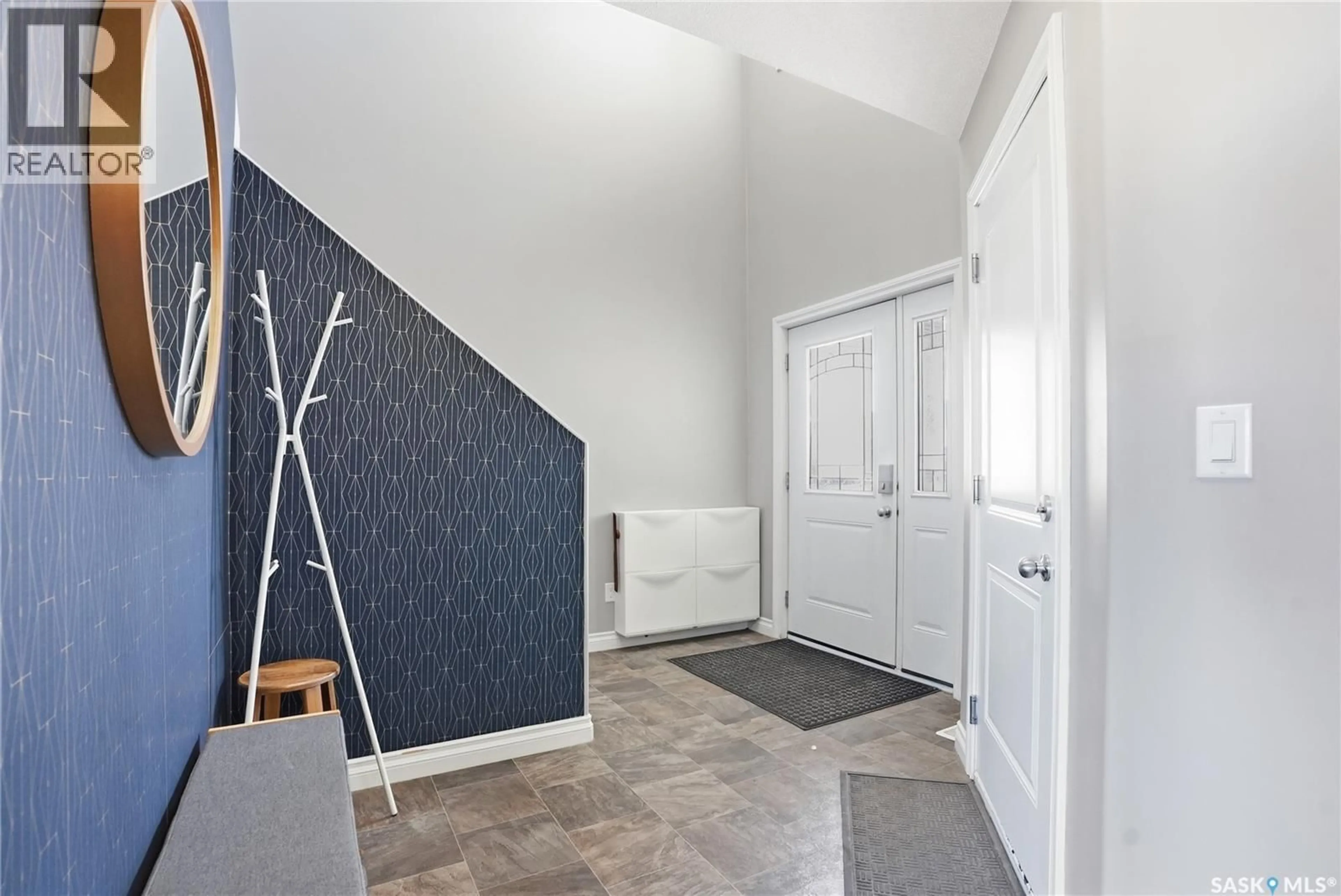 Indoor entryway for 515 MAPLE CRESCENT, Warman Saskatchewan S0K4S2