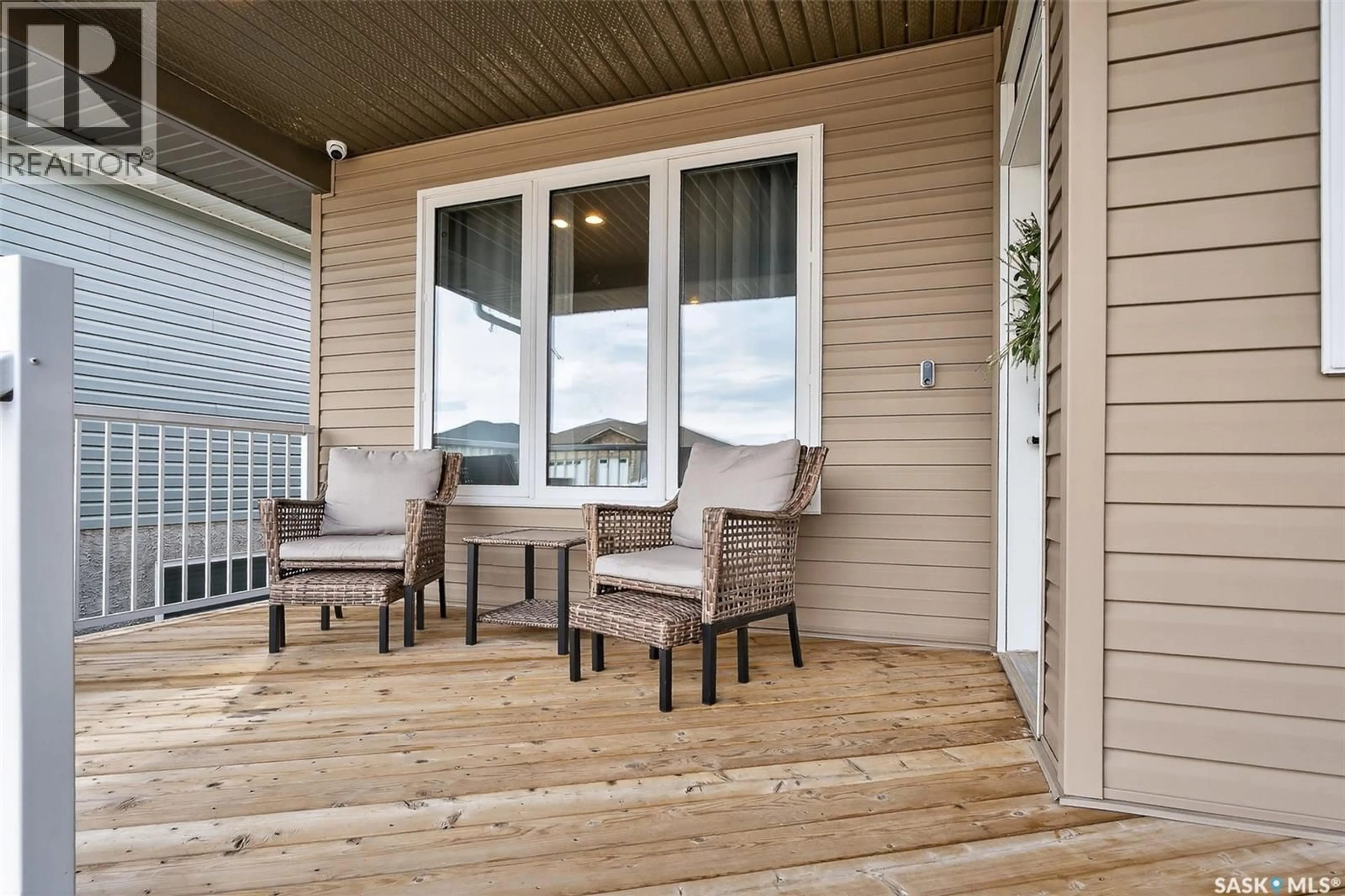 Patio, unknown for 167 WELLINGTON DRIVE, Moose Jaw Saskatchewan S6K0A6