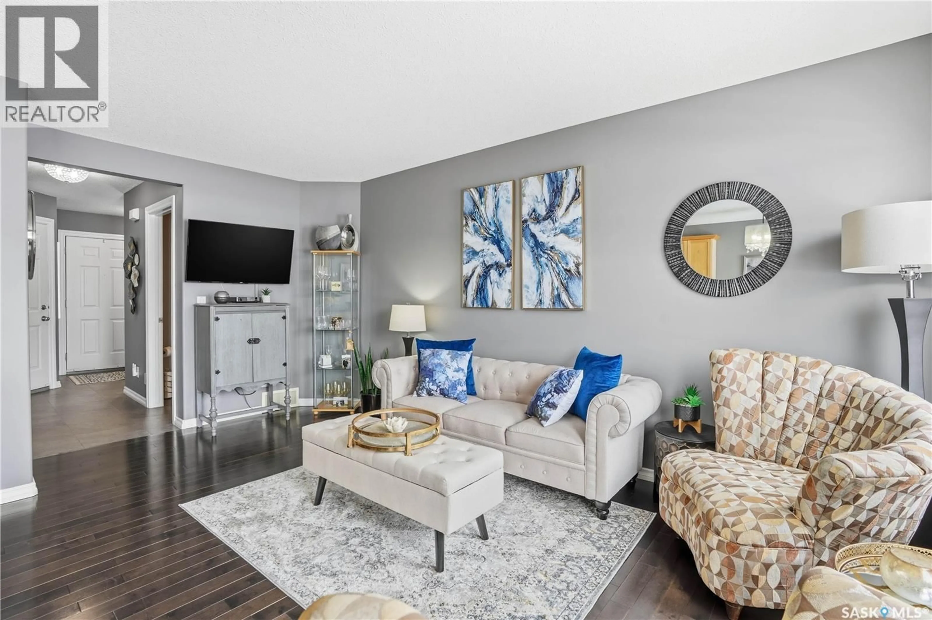 Living room with furniture, unknown for 14 2400 TELL PLACE, Regina Saskatchewan S4V3E3