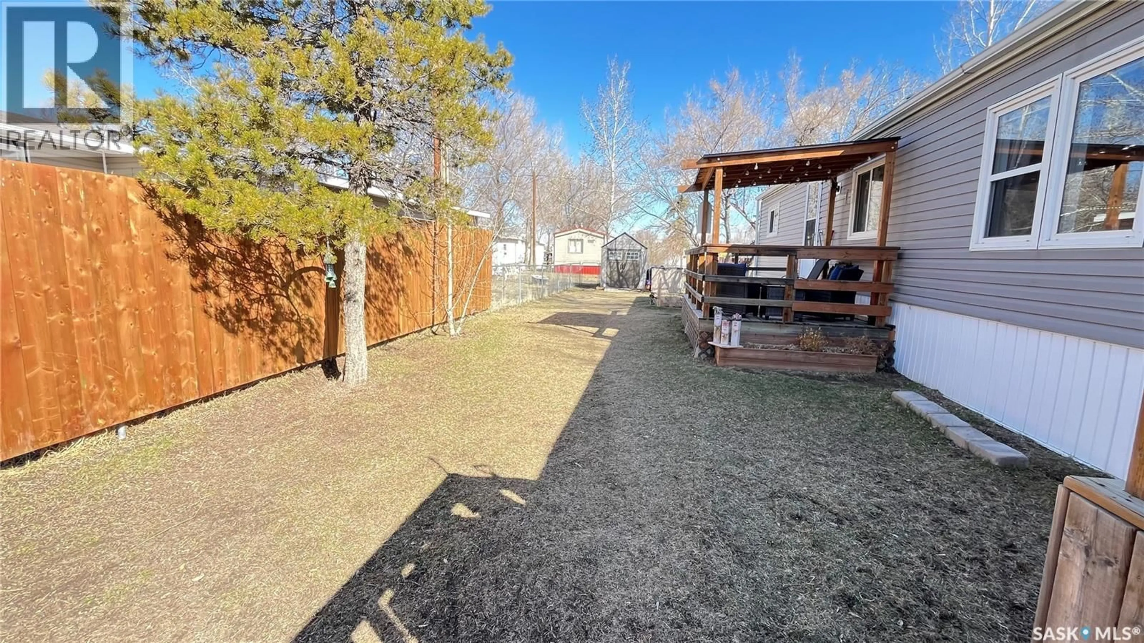 Patio, street for 41 CYPRESS MOBILE HOME PARK, Maple Creek Saskatchewan S0N1N0