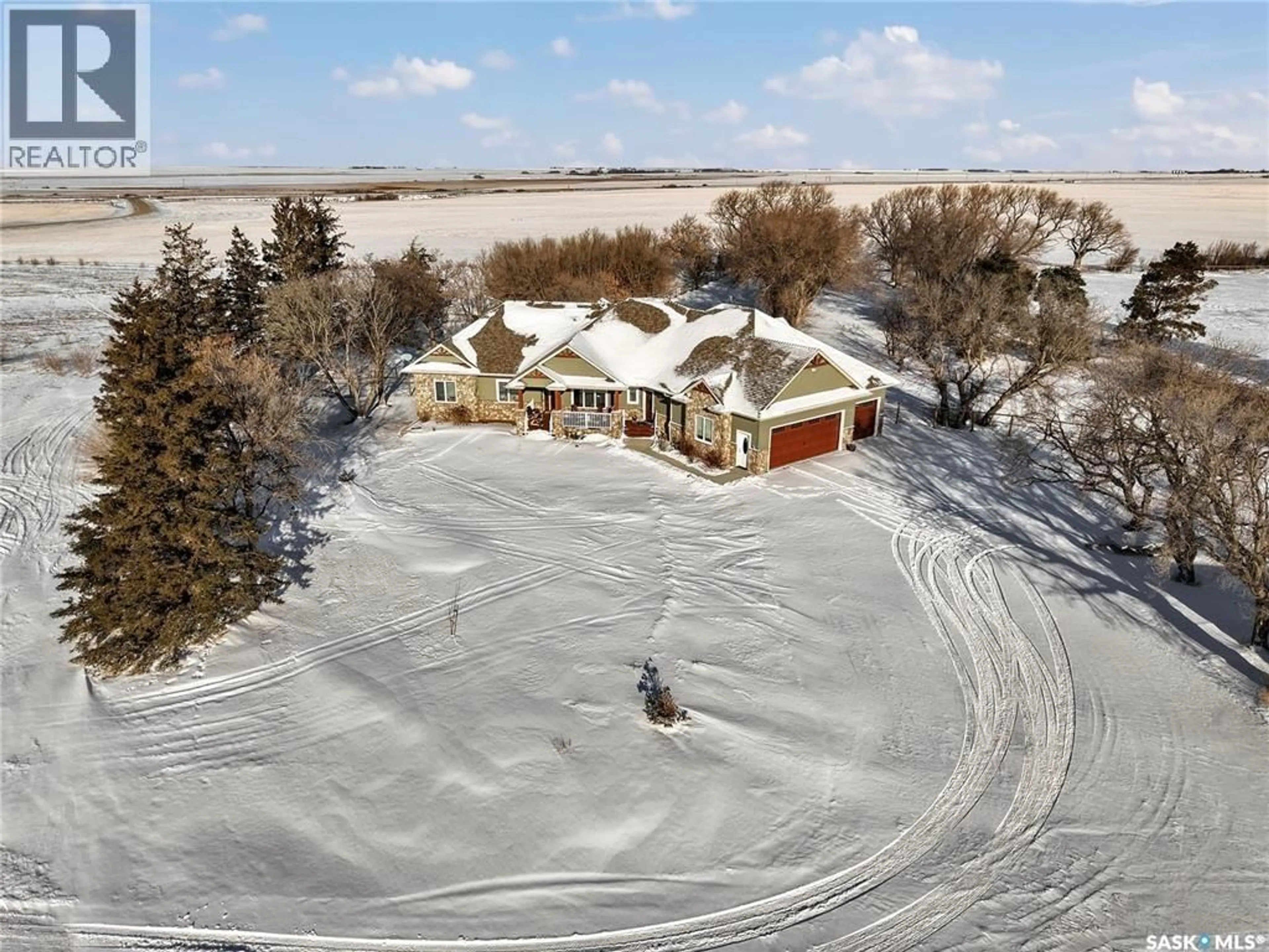 A pic from outside/outdoor area/front of a property/back of a property/a pic from drone, unknown for LAZY S ACREAGE, Montrose Rm No. 315 Saskatchewan S0L0P0