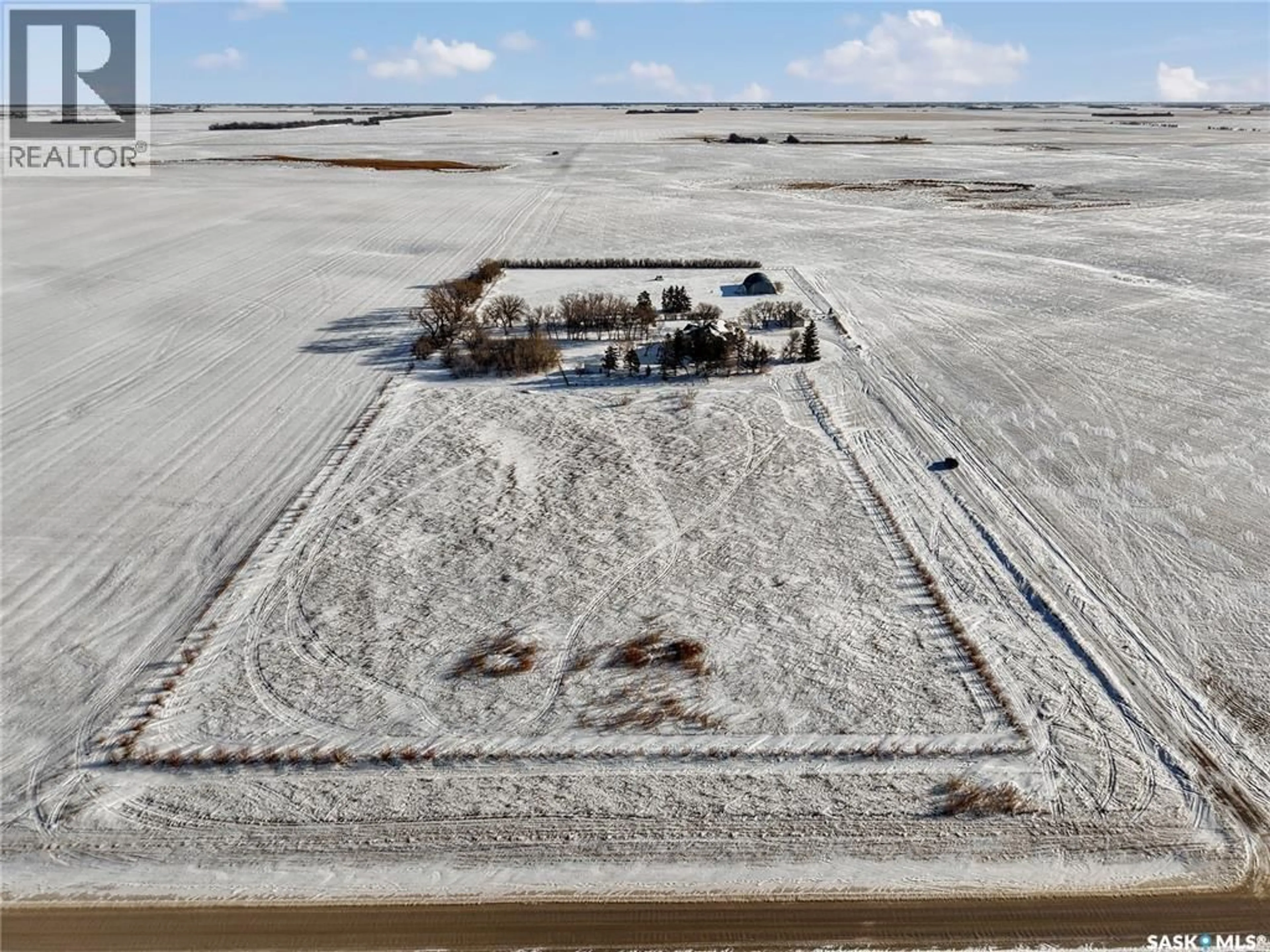 A pic from outside/outdoor area/front of a property/back of a property/a pic from drone, unknown for LAZY S ACREAGE, Montrose Rm No. 315 Saskatchewan S0L0P0